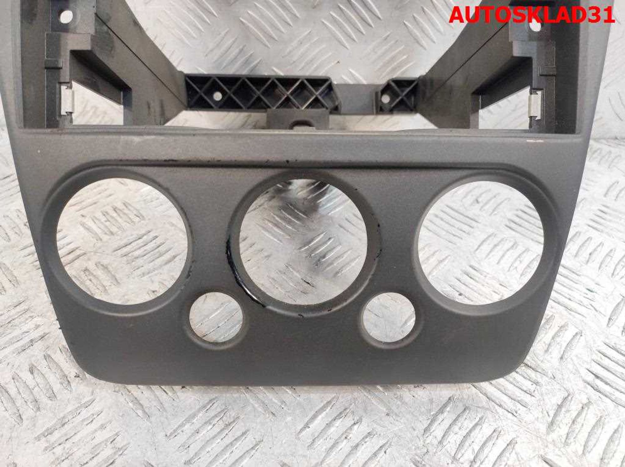 Рамка магнитолы Ford Fusion 1 6N11N047A04, 1000 рублей, Дубовое