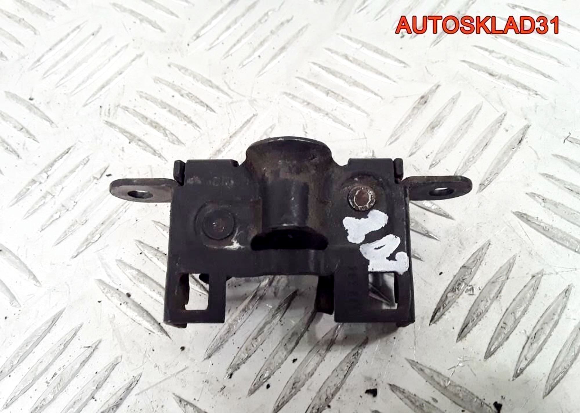 Замок капота Mercedes W202 A2028800160, 1100 рублей, Дубовое