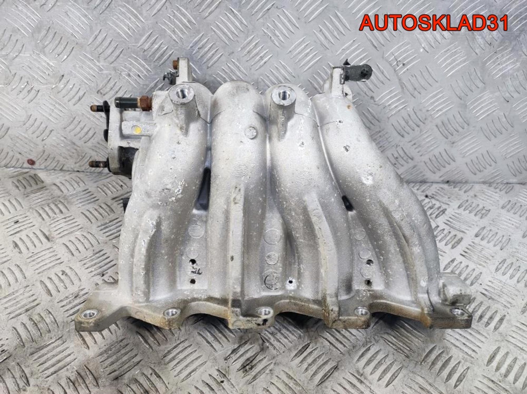 Коллектор впускной Hyundai Elantra 4 2.0 G4GC, 900 рублей, Дубовое