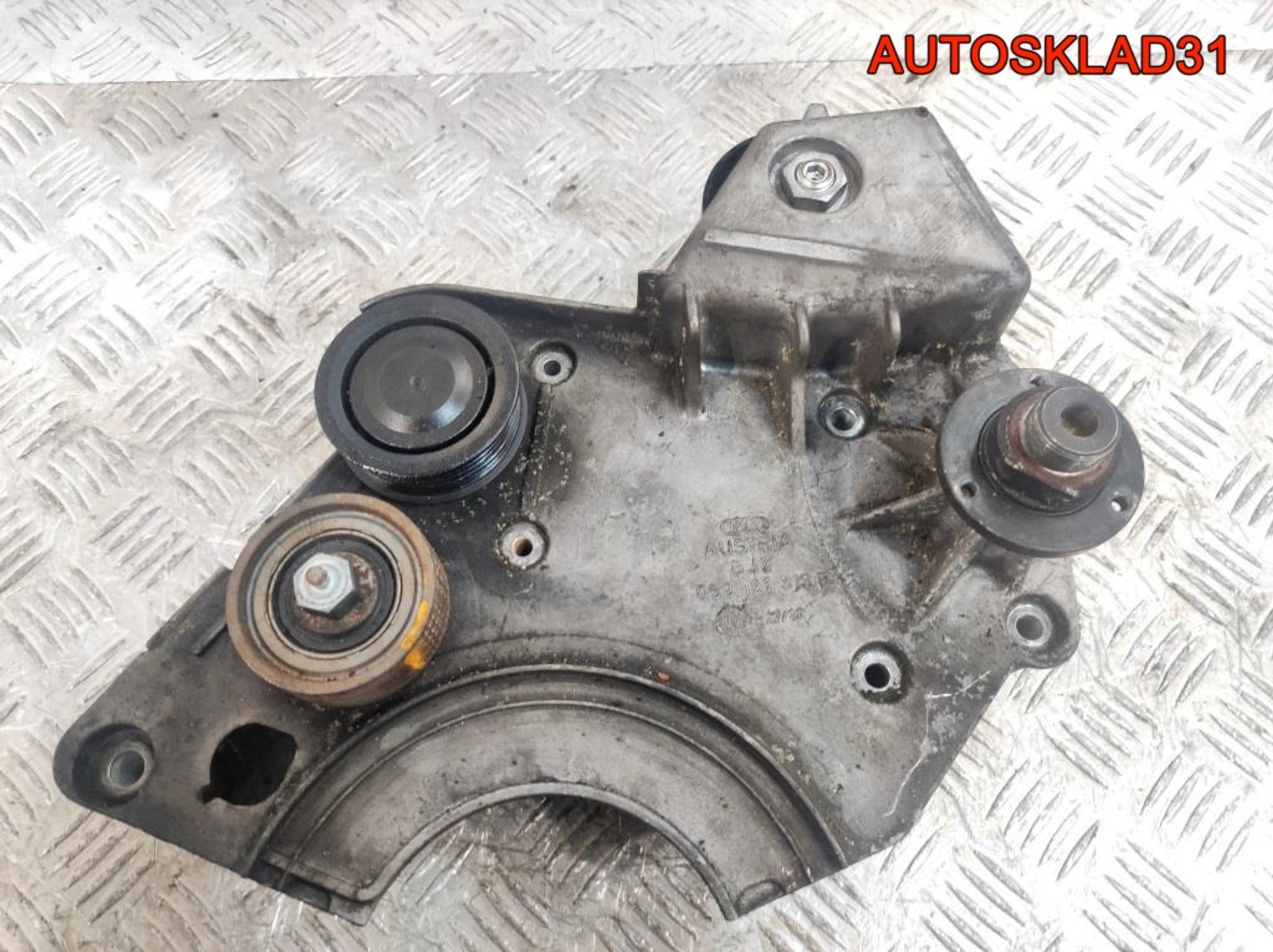 Кронштейн вискомуфты Audi A6 C5 2,5 AKE Дизель 059121313F, 3000 рублей, Дубовое