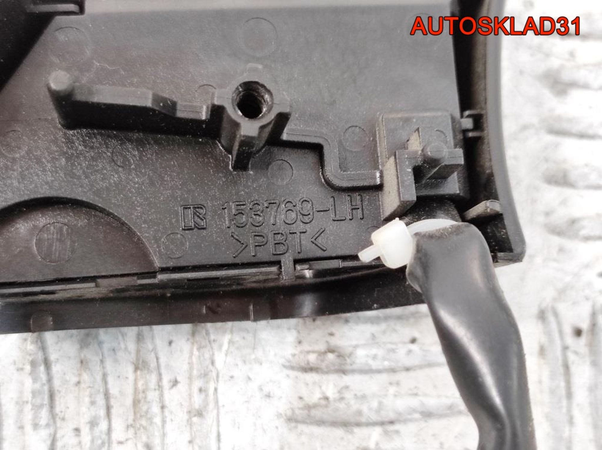 Кнопки на руль Mazda 3 BK 153769LH, 1000 рублей, Дубовое