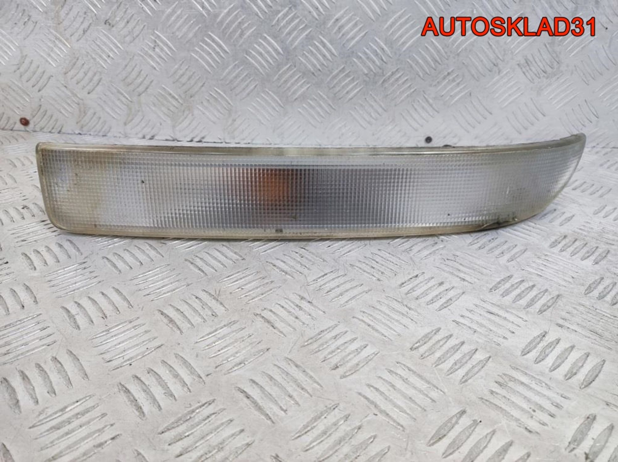 Поворотник левый белый Renault Master 2 7700353946, 2100 рублей, Дубовое