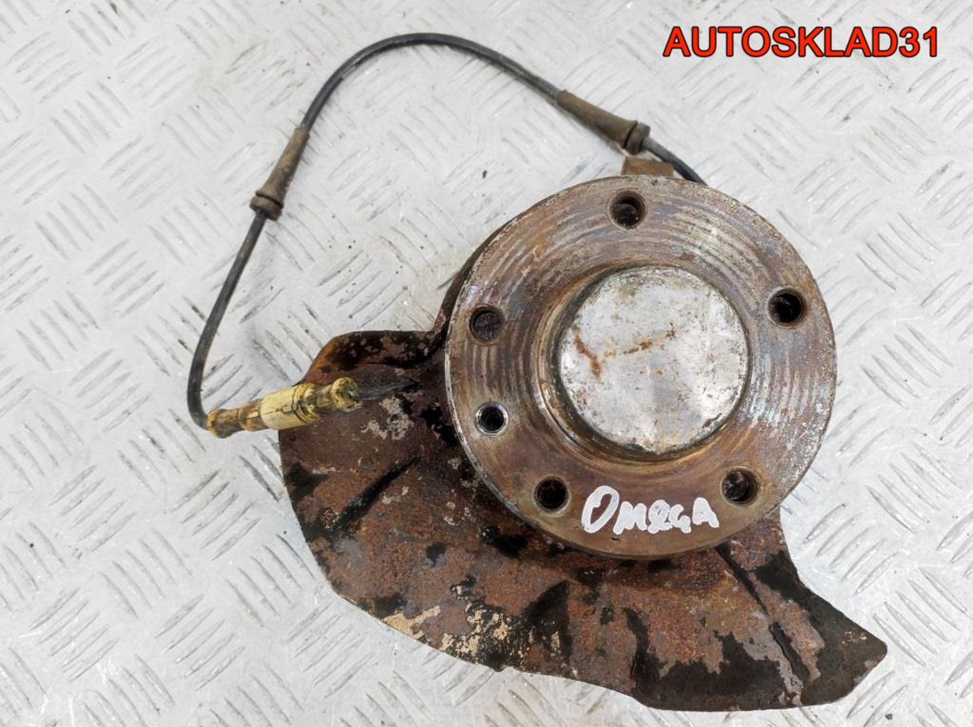 Кулак поворотный передний правый Opel Omega B, 1800 рублей, Дубовое