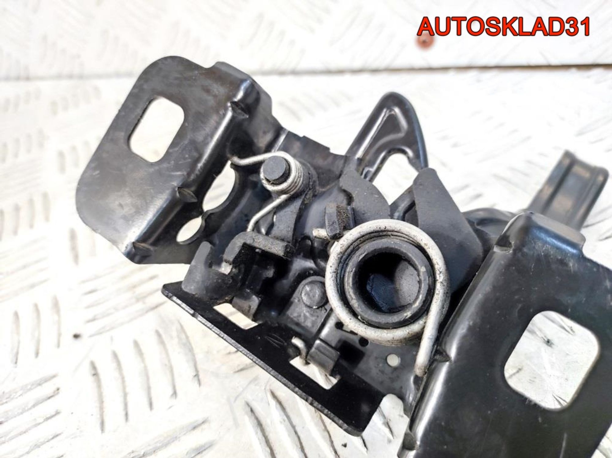 Замок капота Opel Astra J  13312134, 1300 рублей, Дубовое