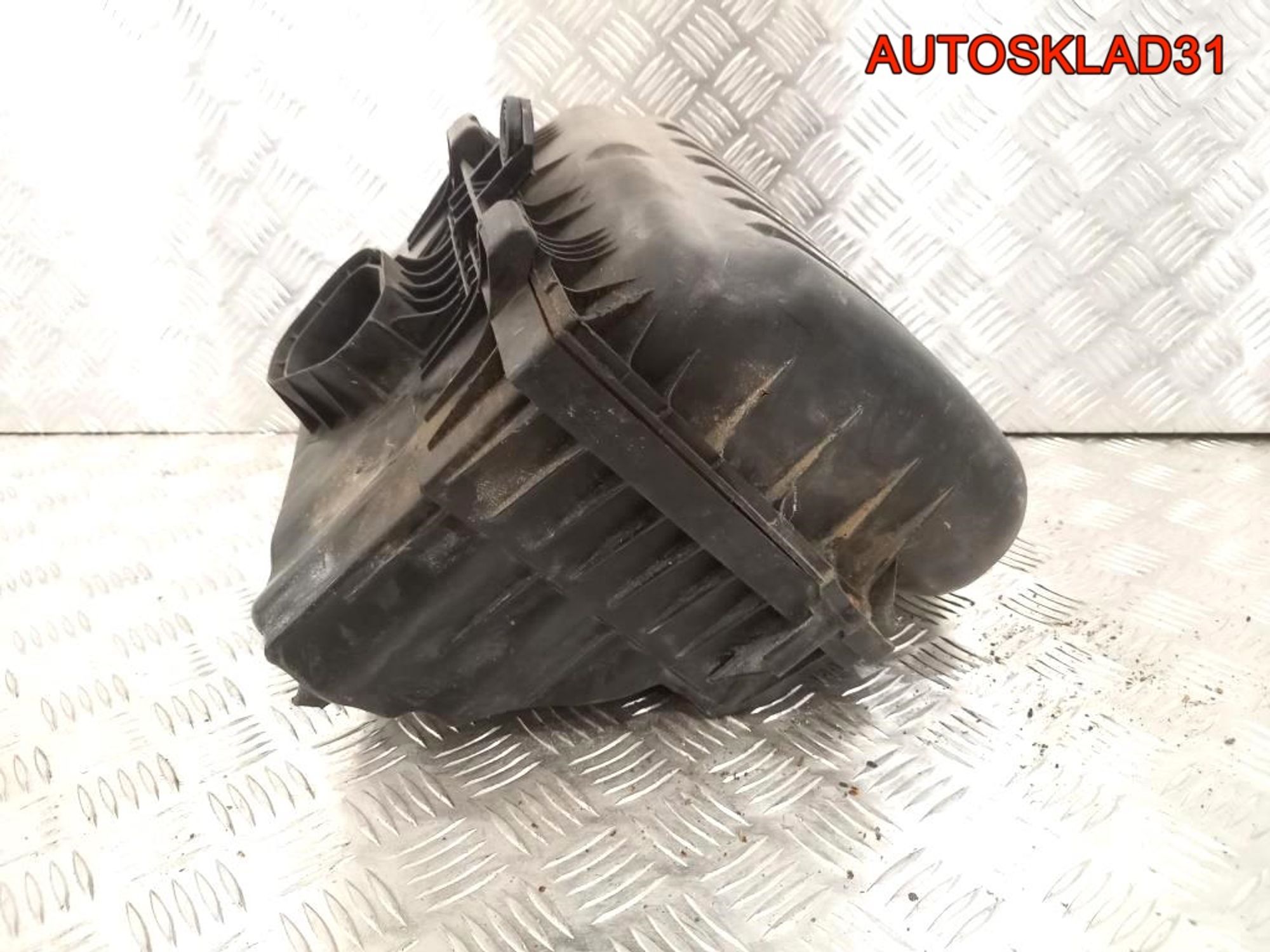 Корпус воздушного фильтра VW Sharan 7M3129607AB, 1400 рублей, Дубовое