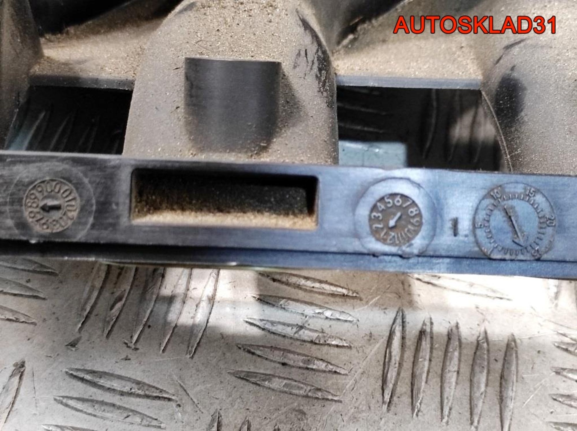 Коллектор впускной VW Golf 4 1.8 AGN 06A133206C, 1000 рублей, Дубовое