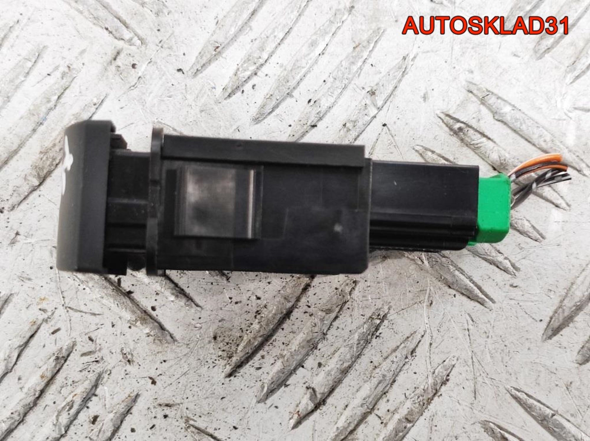 Кнопка DSC Mazda 3 BK BP4L664T0, 500 рублей, Дубовое