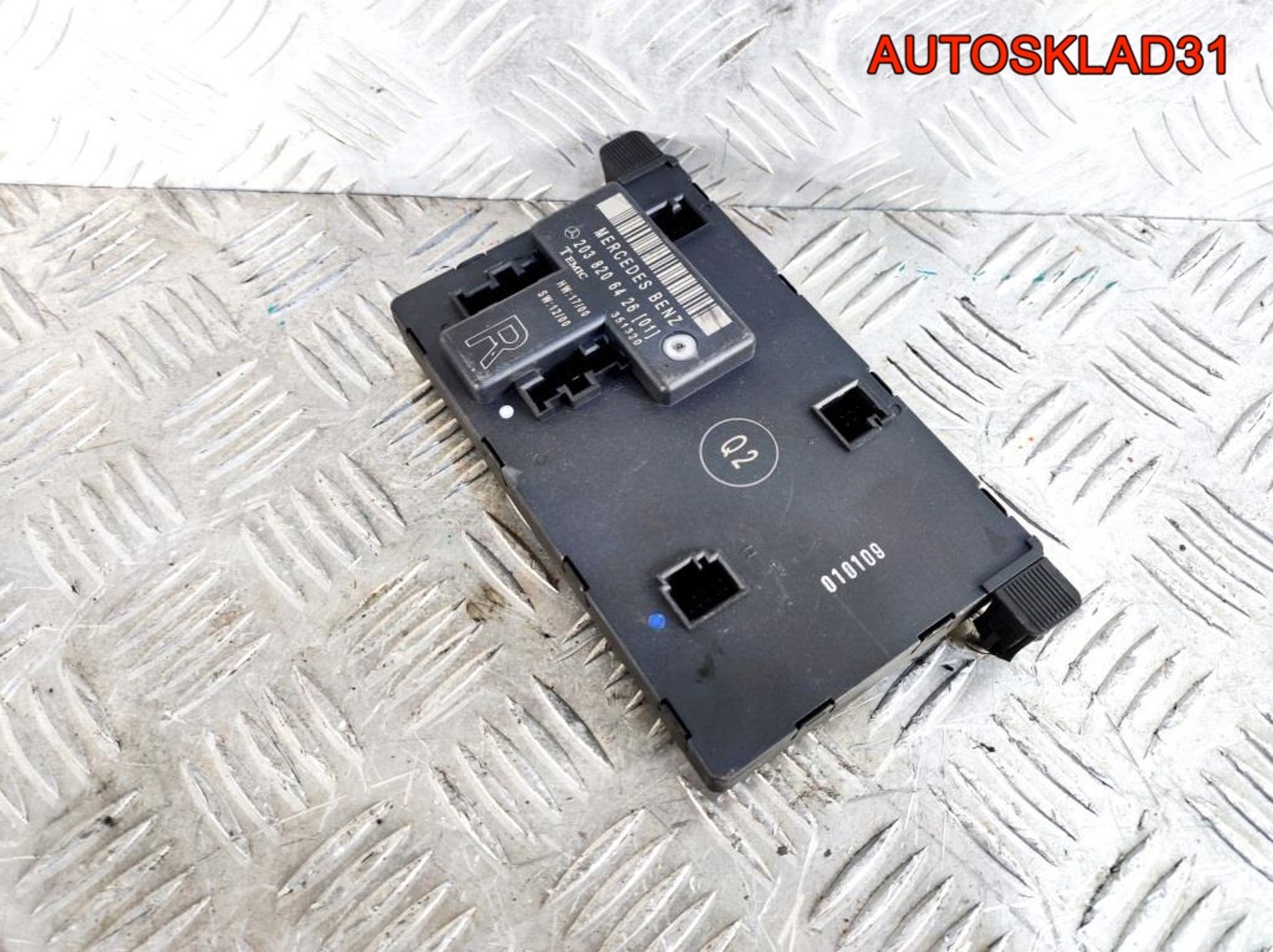 Блок комфорта п/п двери Mercedes W203 A2038206426, 1300 рублей, Дубовое