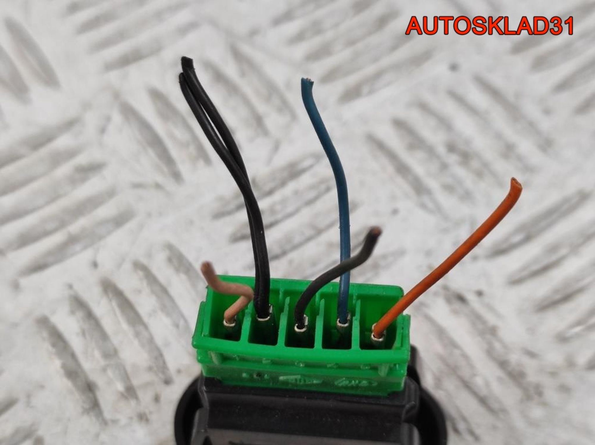 Кнопка центрального замка Renault Sandero 8200870250, 400 рублей, Дубовое