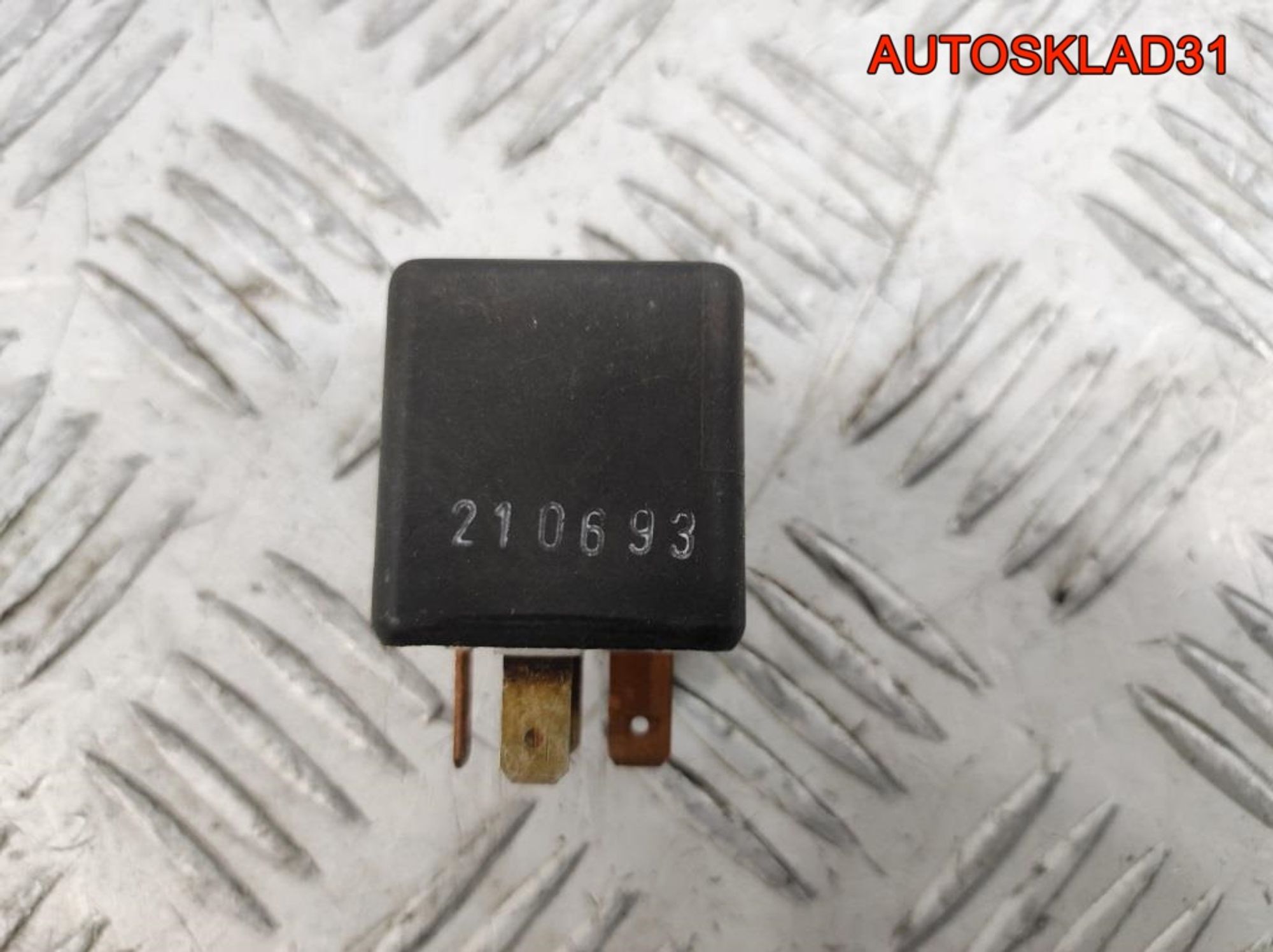 Реле стеклоподъемников №218 VW Passat B5 895951254, 600 рублей, Дубовое