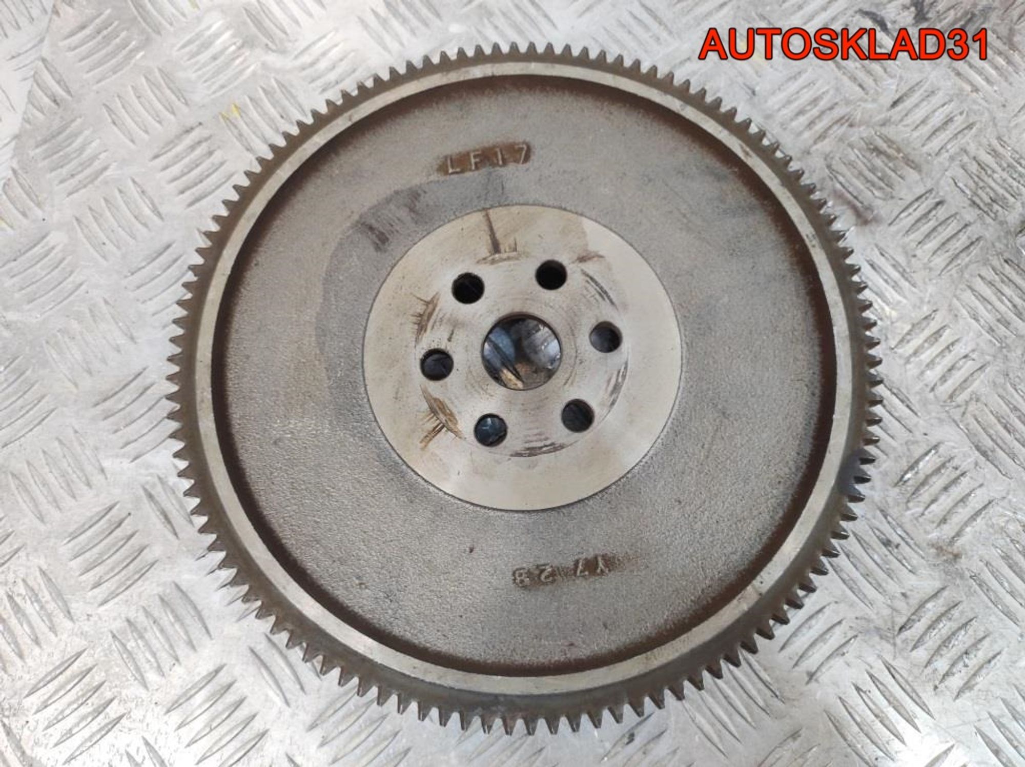 Маховик в сборе со сцеплением Mazda 3BK 2,0 LF 3M517563GC, 2500 рублей, Дубовое