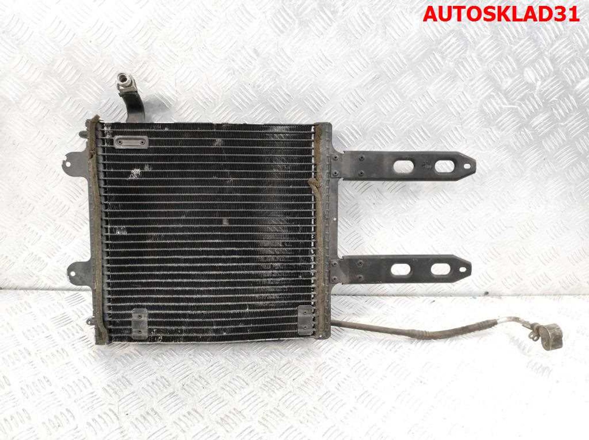 Радиатор кондиционера Volkswagen Polo 3 6X0820411A, 2000 рублей, Дубовое