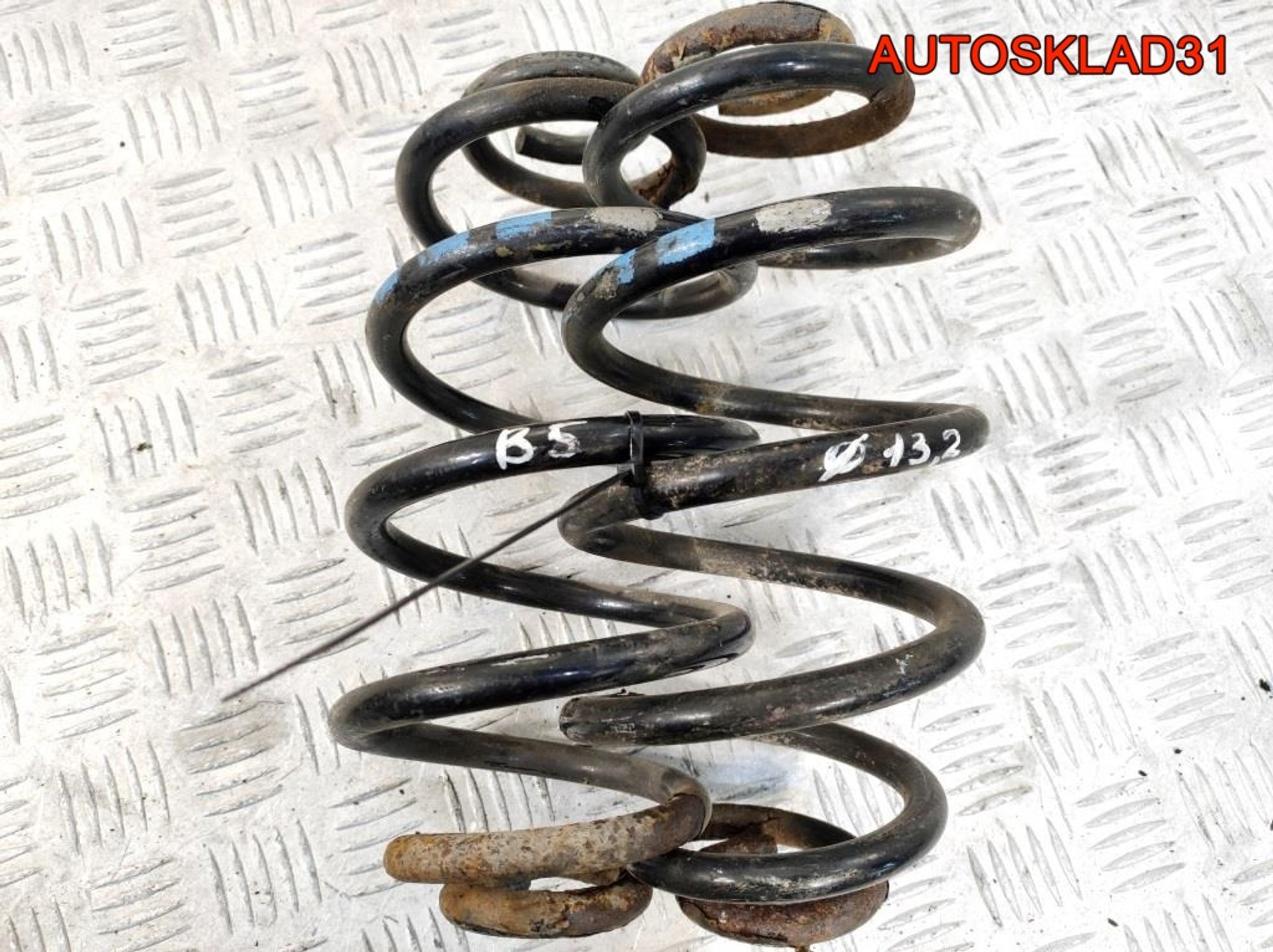 Пружина задняя Volkswagen Passat B5 3B0511115D, 1800 рублей, Дубовое