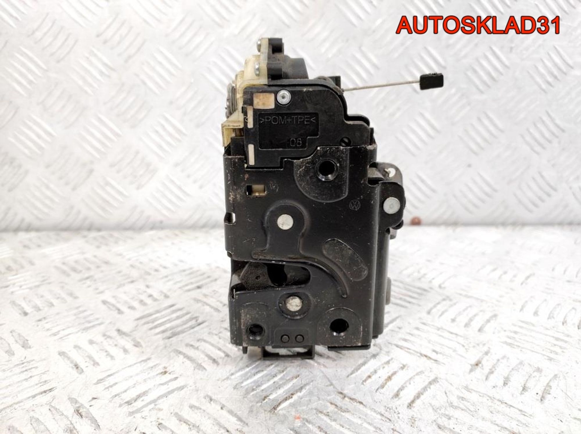 Замок двери передней правой VW Golf 4 6X1837014AC, 2000 рублей, Дубовое