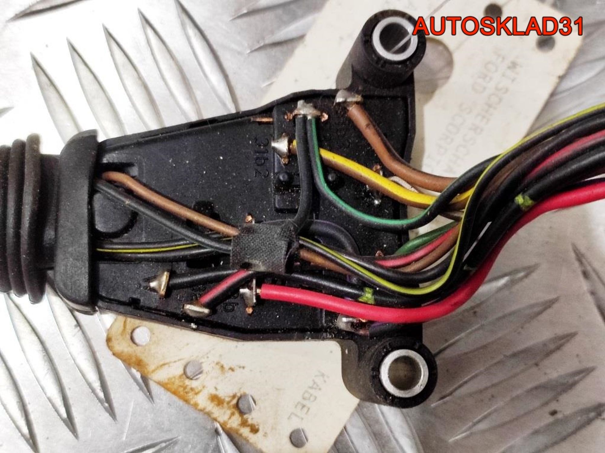 Переключатель стеклоочистителей Ford Scorpio 85GG17K478BA, 700 рублей, Дубовое