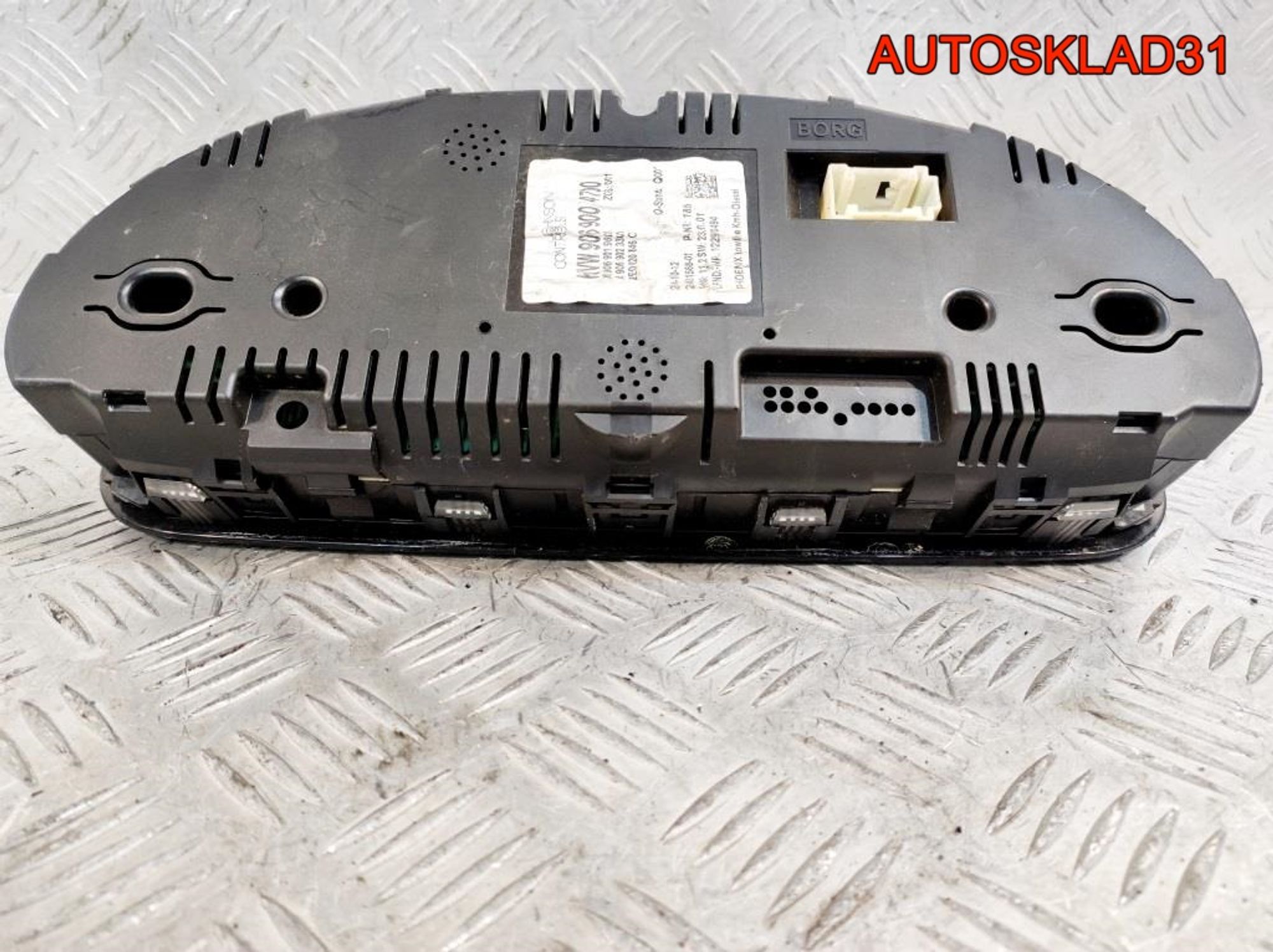 Панель приборов VW Crafter 2E0920846C Дизель, 4500 рублей, Дубовое