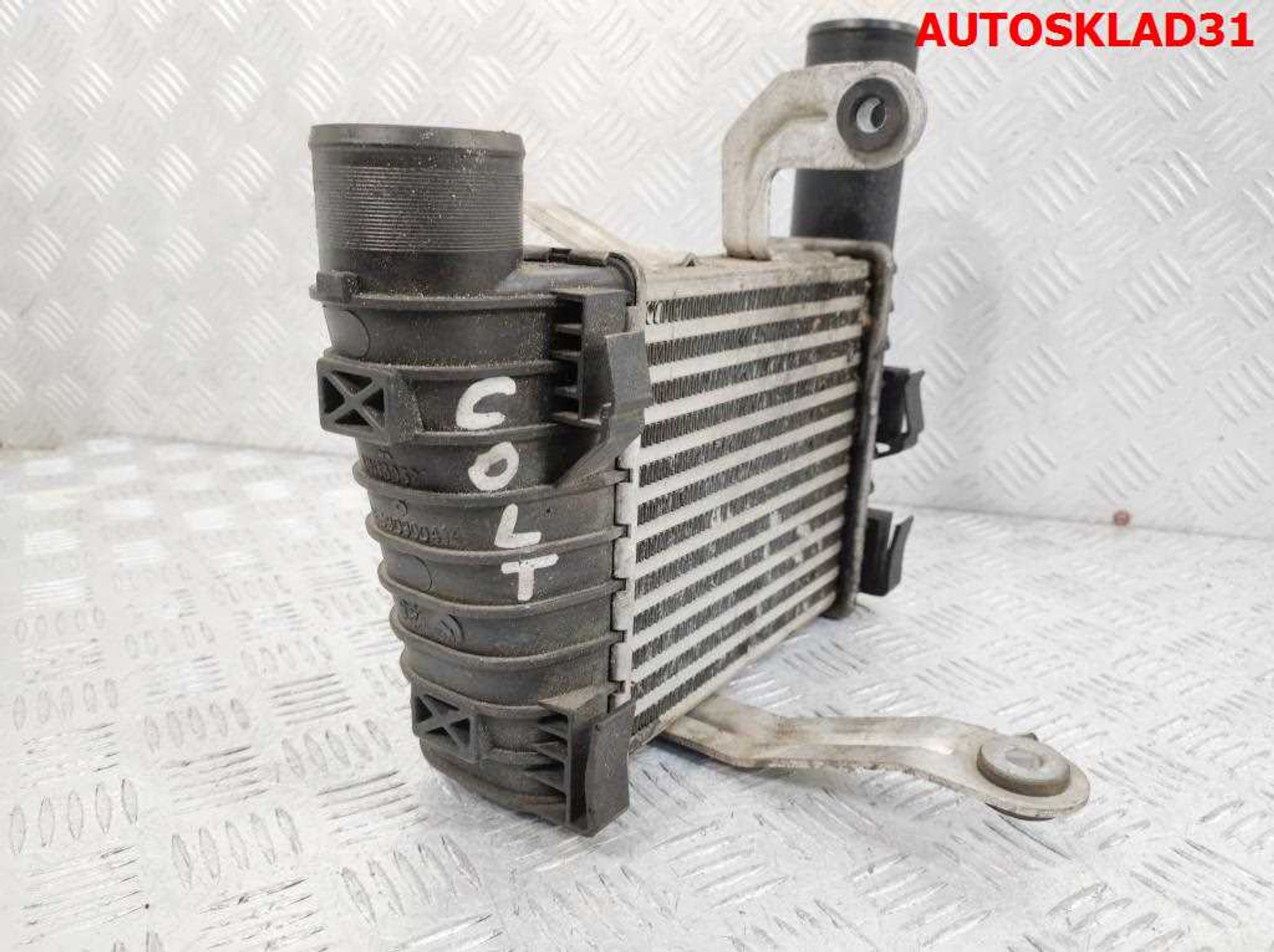 Интеркулер Mitsubishi Colt 1,5 Дизель MN130321, 10000 рублей, Дубовое