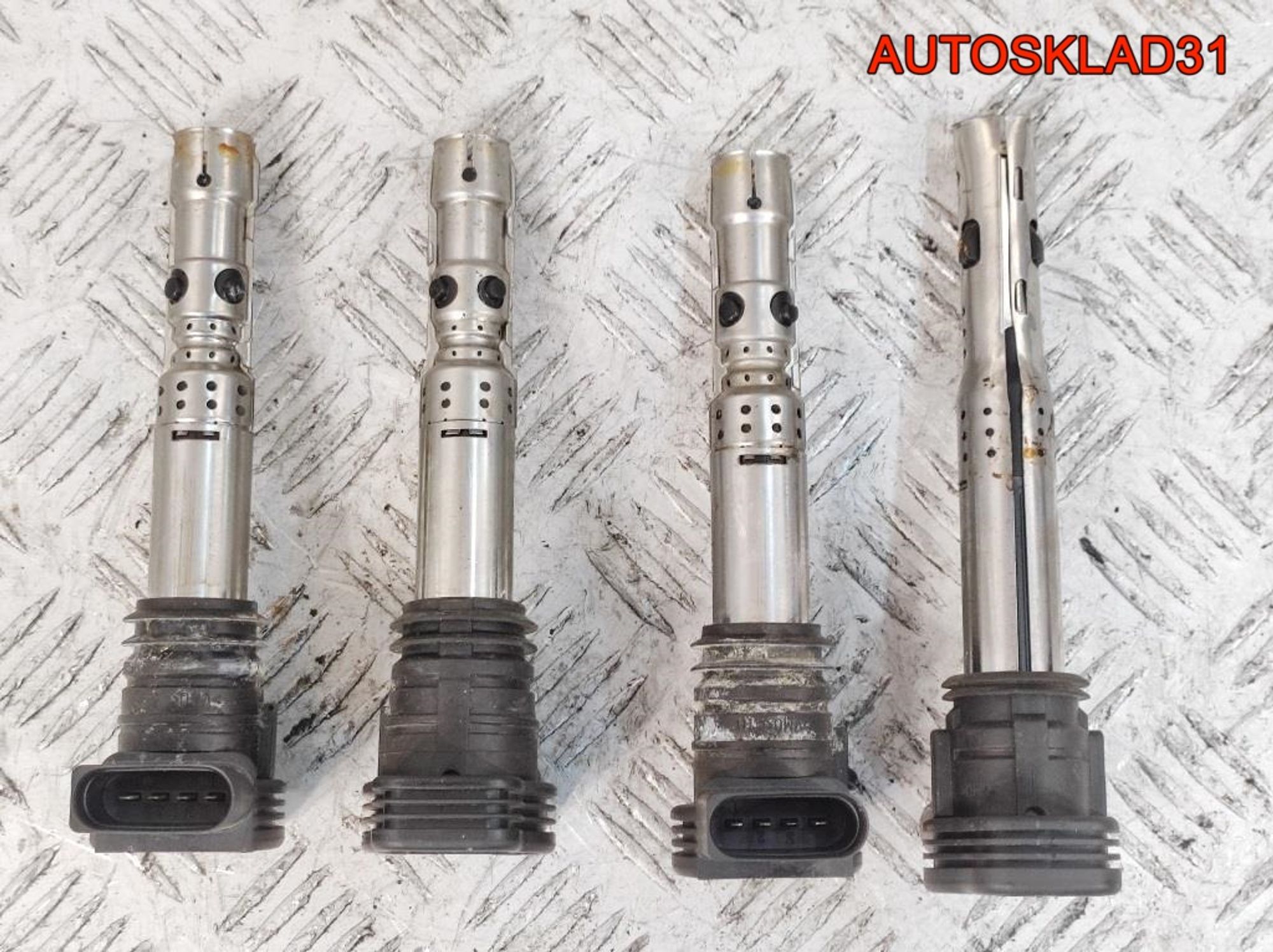 Катушка зажигания Audi A4 B7 2,0 ALT 06A905115D, 700 рублей, Дубовое