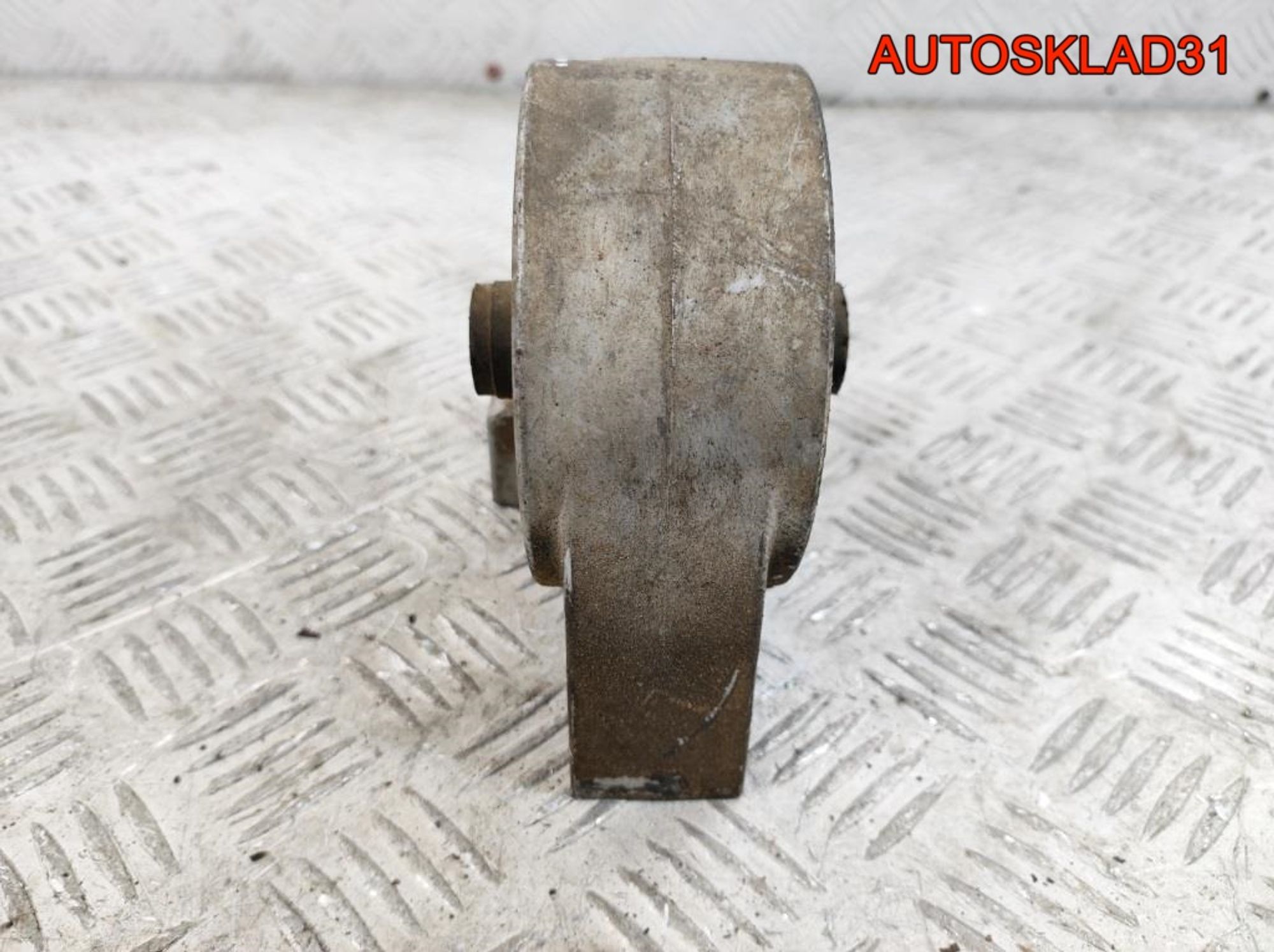 Опора двигателя задняя Kia Rio 2 1,4 G4EE Бензин 219351G000, 1500 рублей, Дубовое