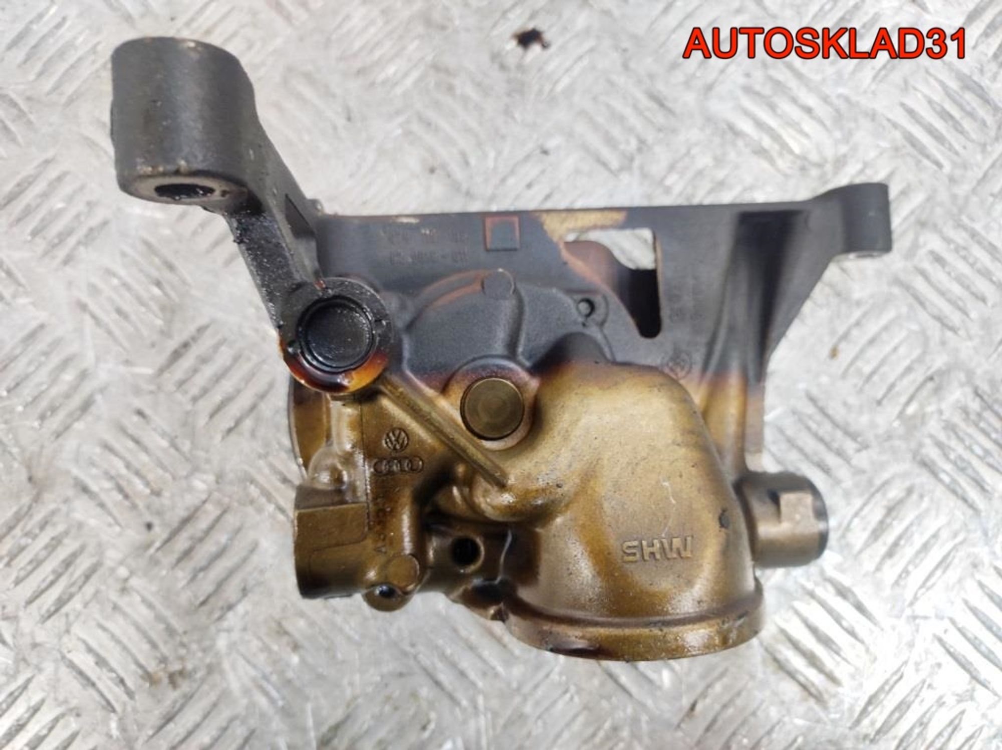 Насос масляный A6 C5 2,4 ARJ Бензин 078115132C, 3000 рублей, Дубовое