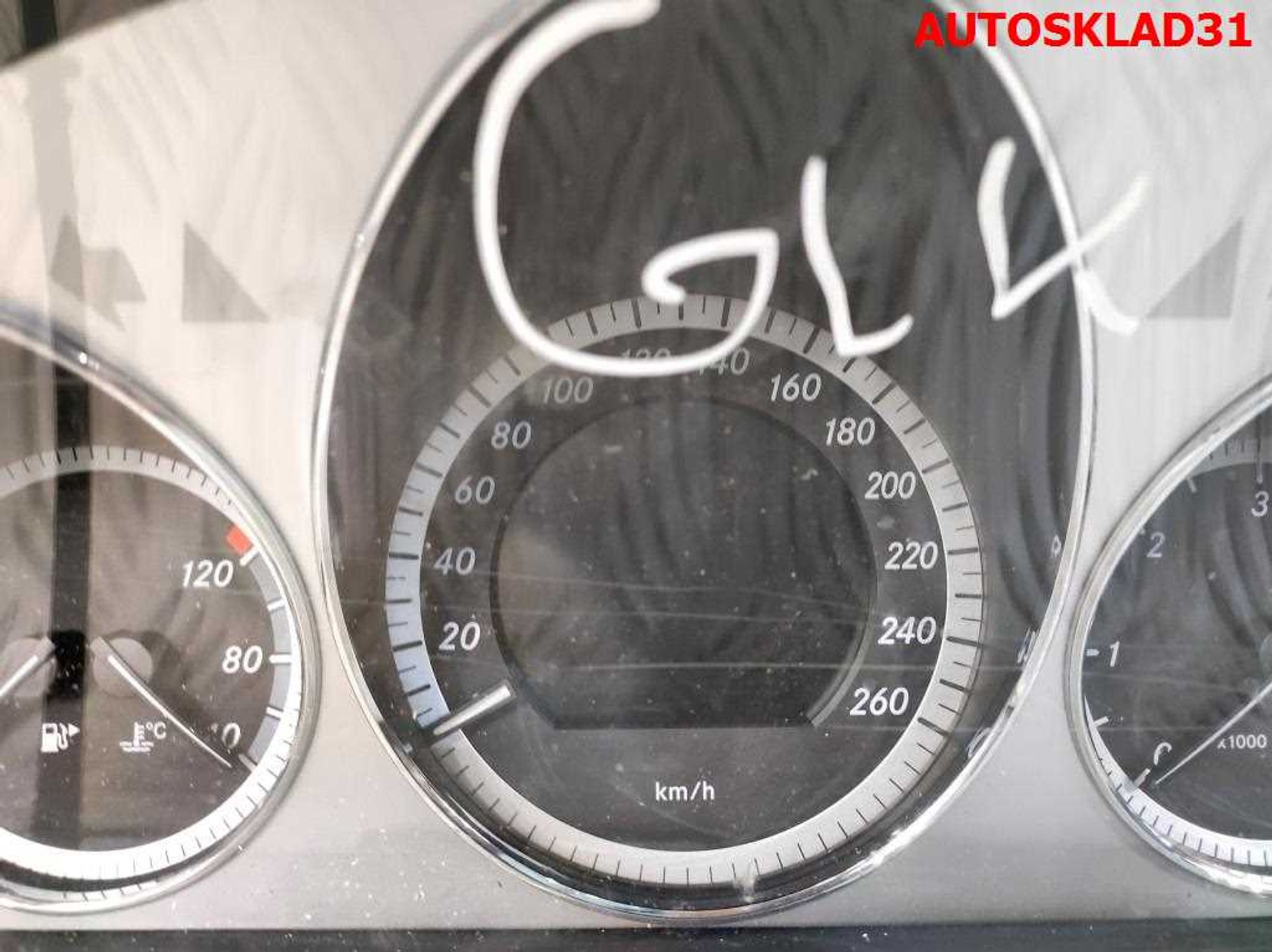Панель приборов Mercedes GLK 651.912 A2049003802, 18000 рублей, Дубовое