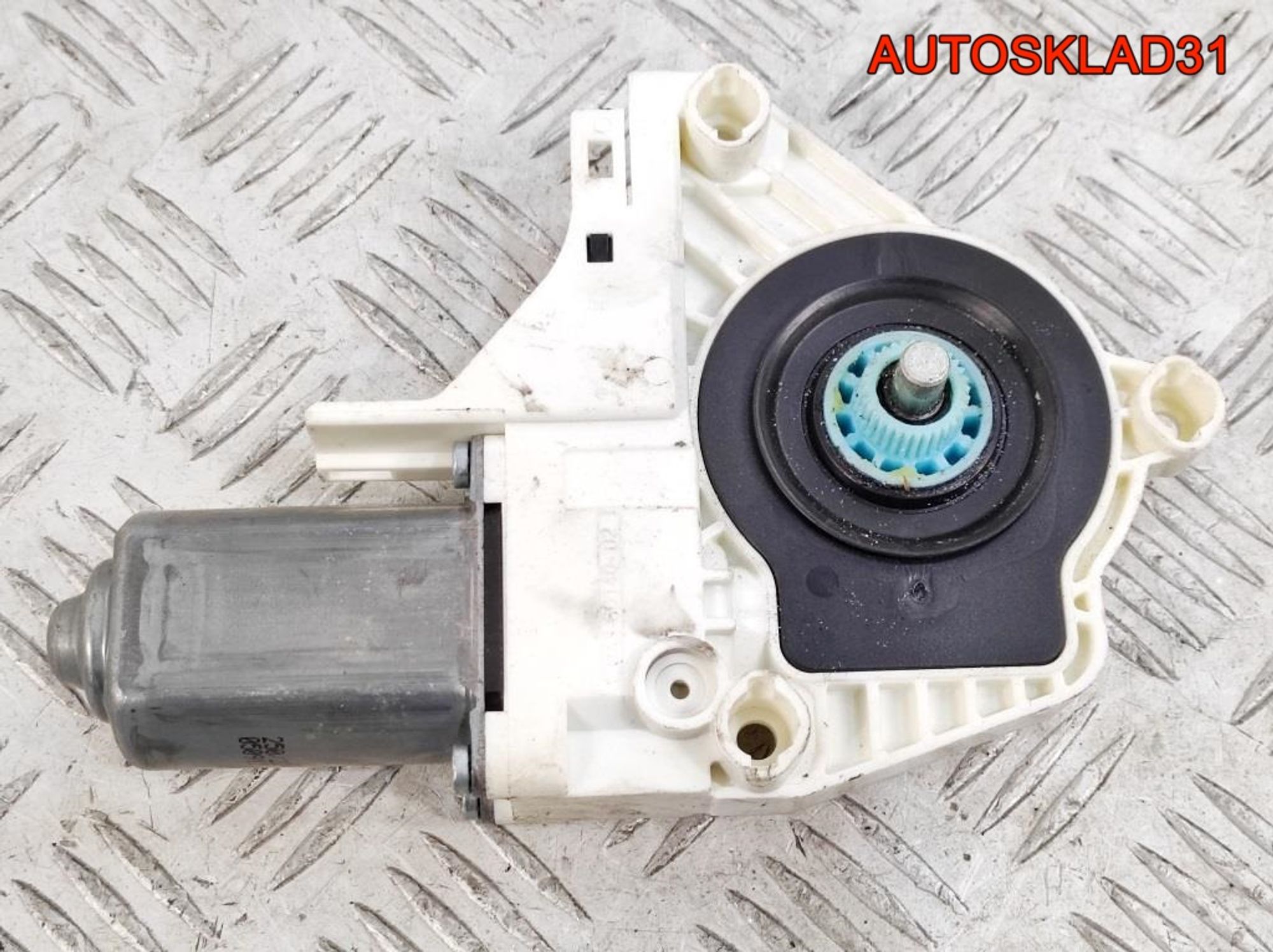 Мотор стеклоподъемника передний L Audi A6 C7 8K0959801B, 1500 рублей, Дубовое