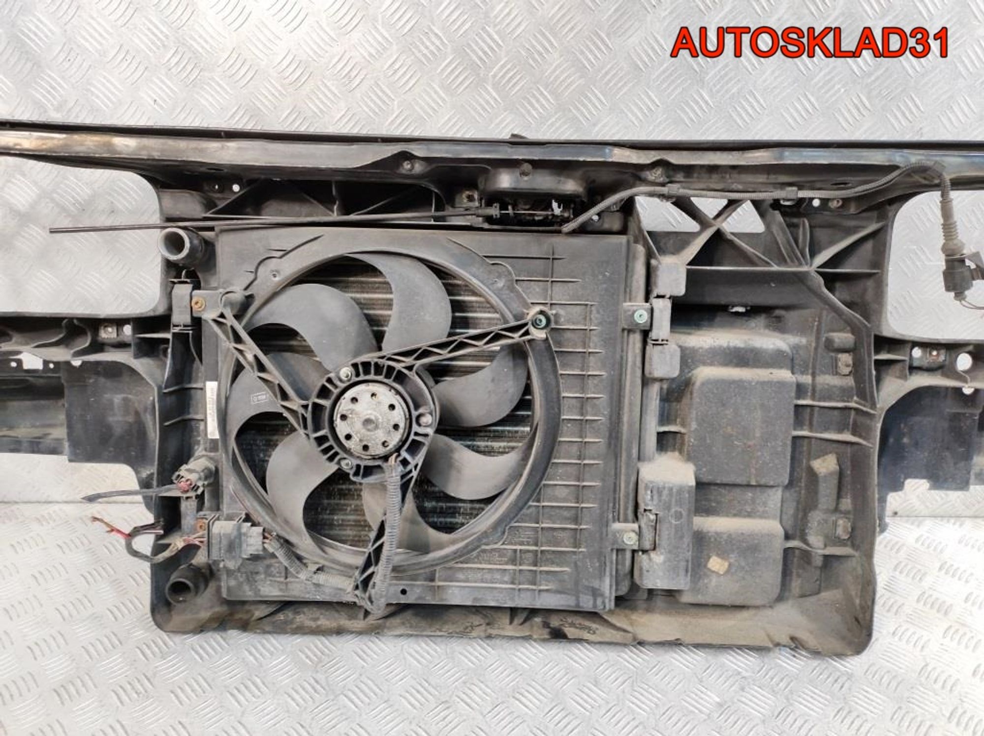 Панель передняя Голая VW Golf 4 1J0805594 Бензин без кондиционера, 4500 рублей, Дубовое