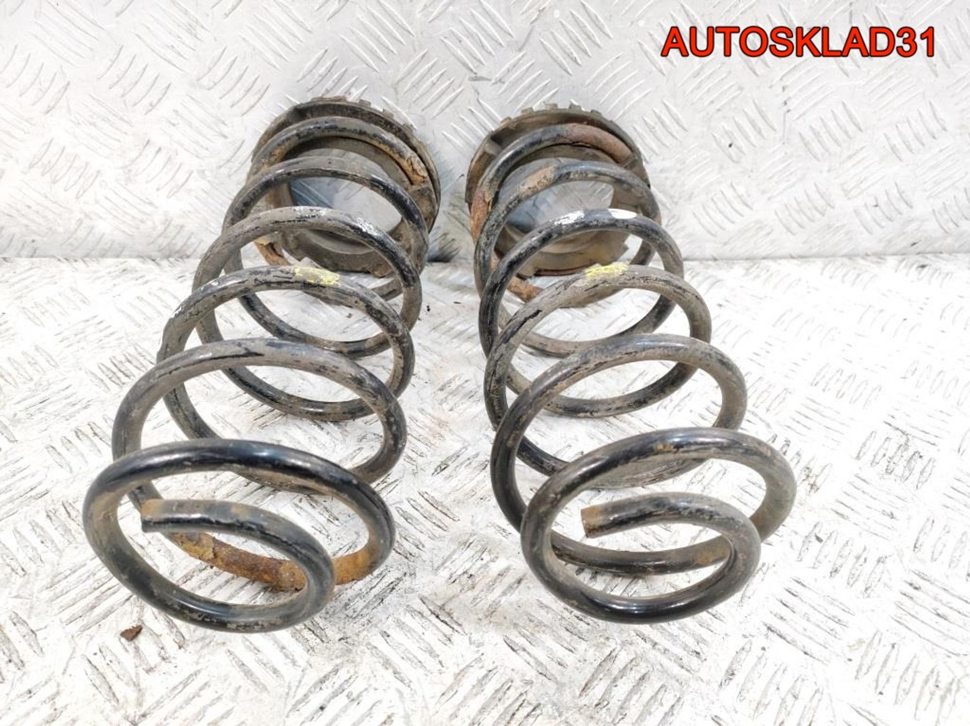 Пружина подвески задняя Комплект Hyundai Getz 553301C201, 2000 рублей, Дубовое