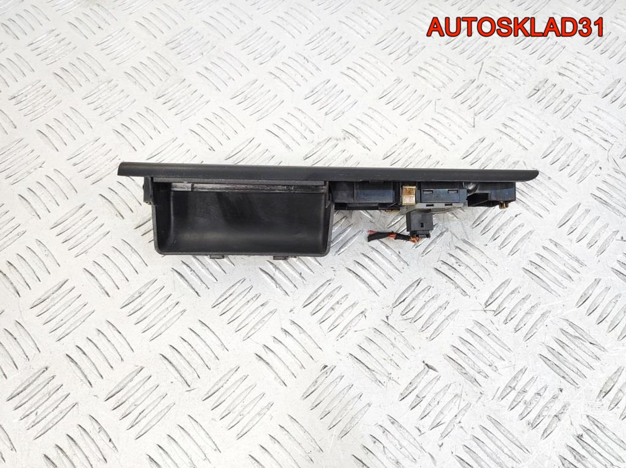 Блок стеклоподъемников VW Polo 6Q0959858, 1300 рублей, Дубовое