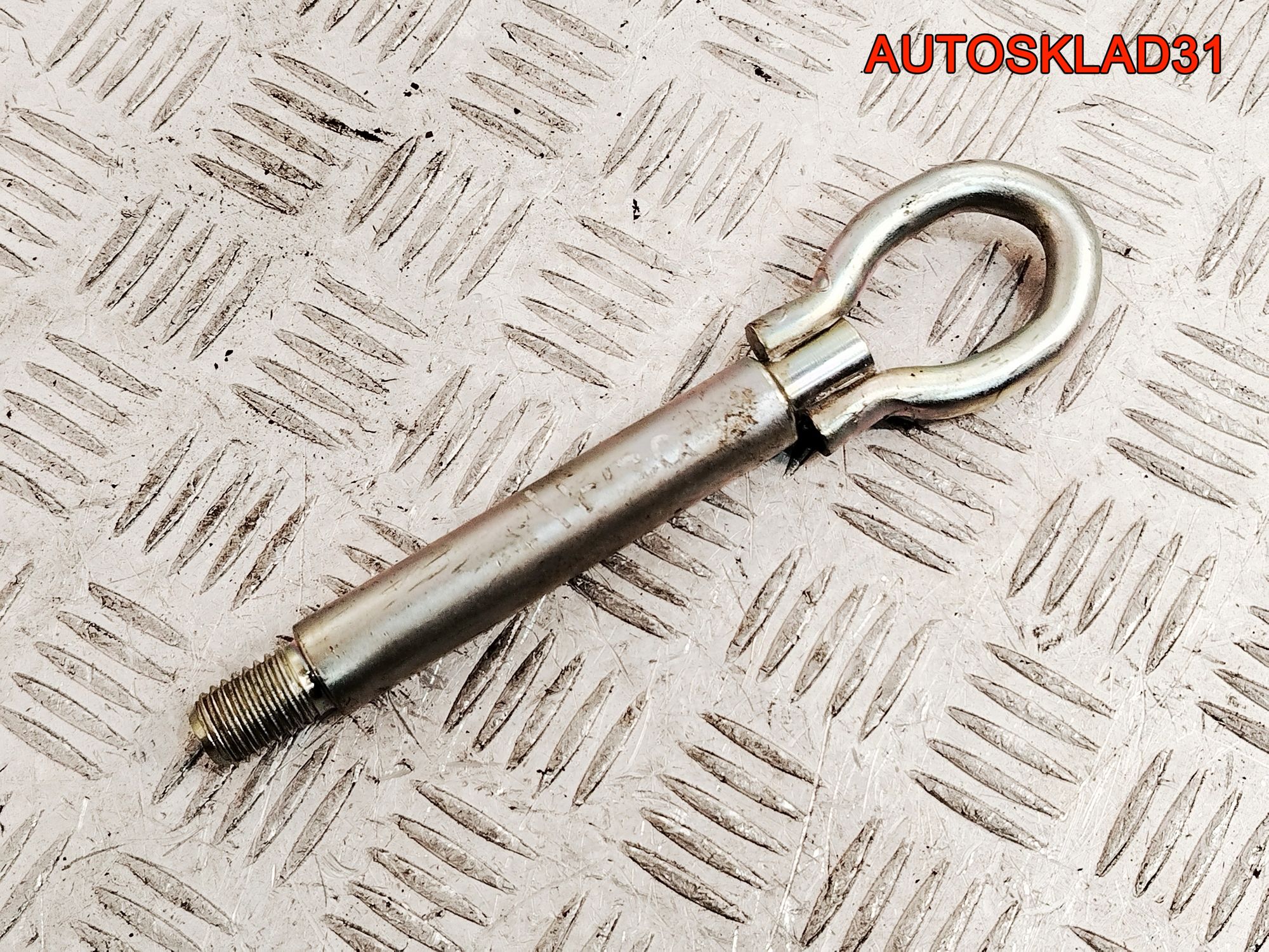 Крюк буксировочный Skoda Rapid 6Q00803615, 2000 рублей, Дубовое