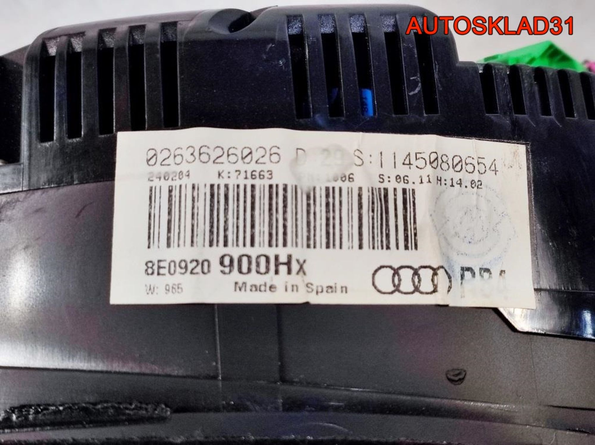 Панель приборов Audi A4 B6 8E0920900HX Бензин, 4100 рублей, Дубовое