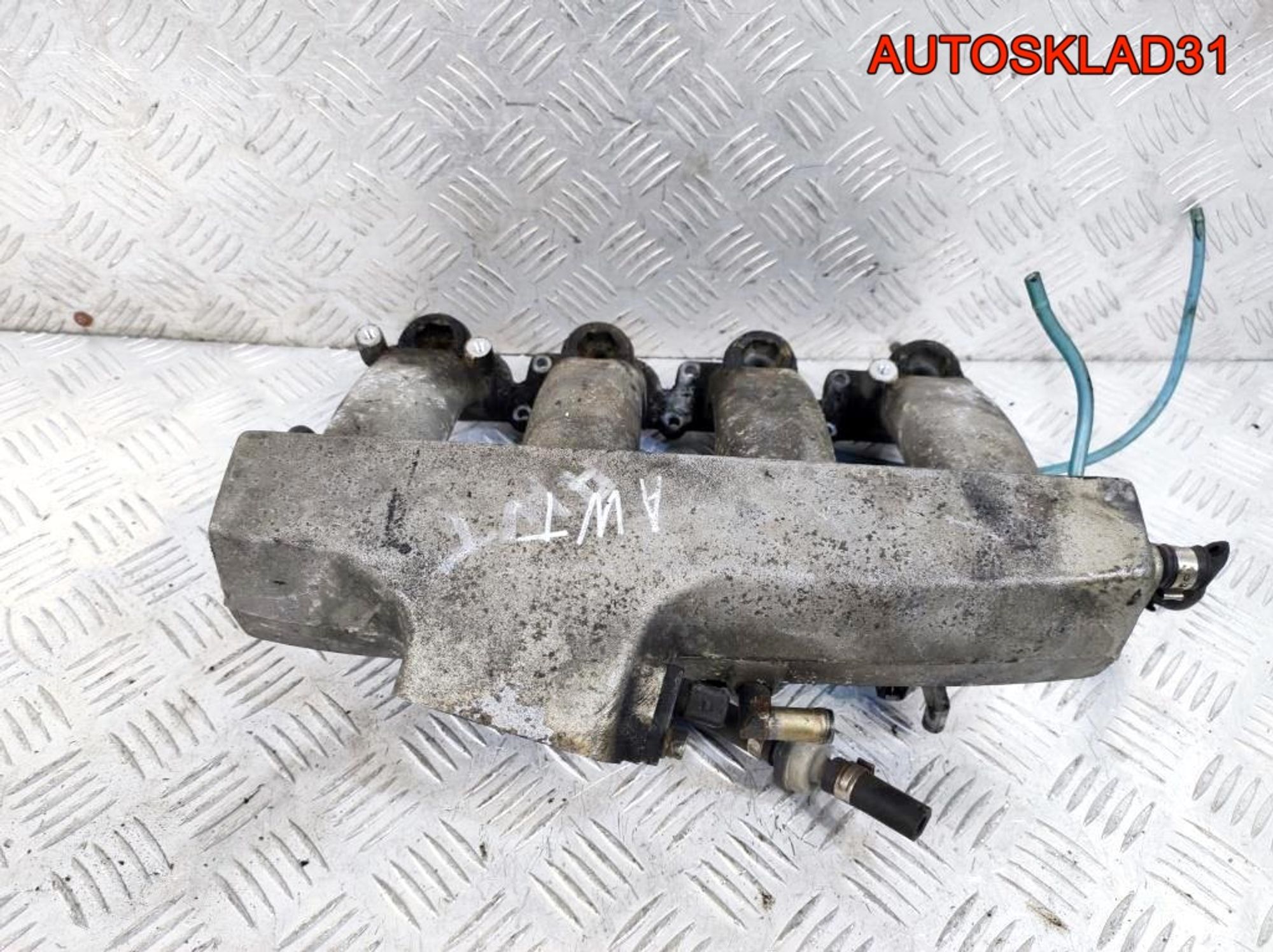Коллектор впускной VW Passat B5 1,8 AWT 06B133223D, 900 рублей, Дубовое