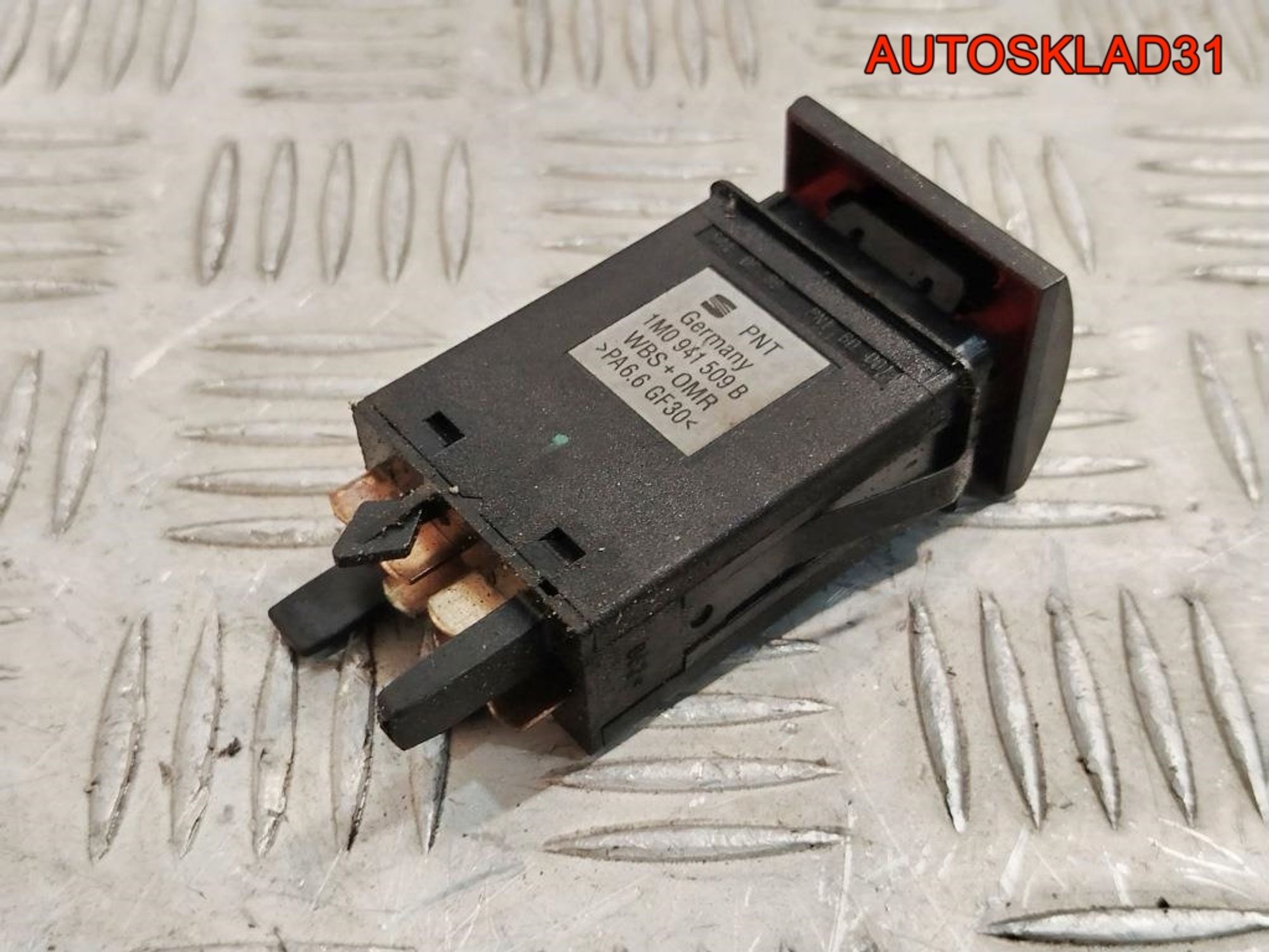 Кнопка аварийной сигнализации SEAT Leon 1M1 1M0941509B, 6500 рублей, Дубовое
