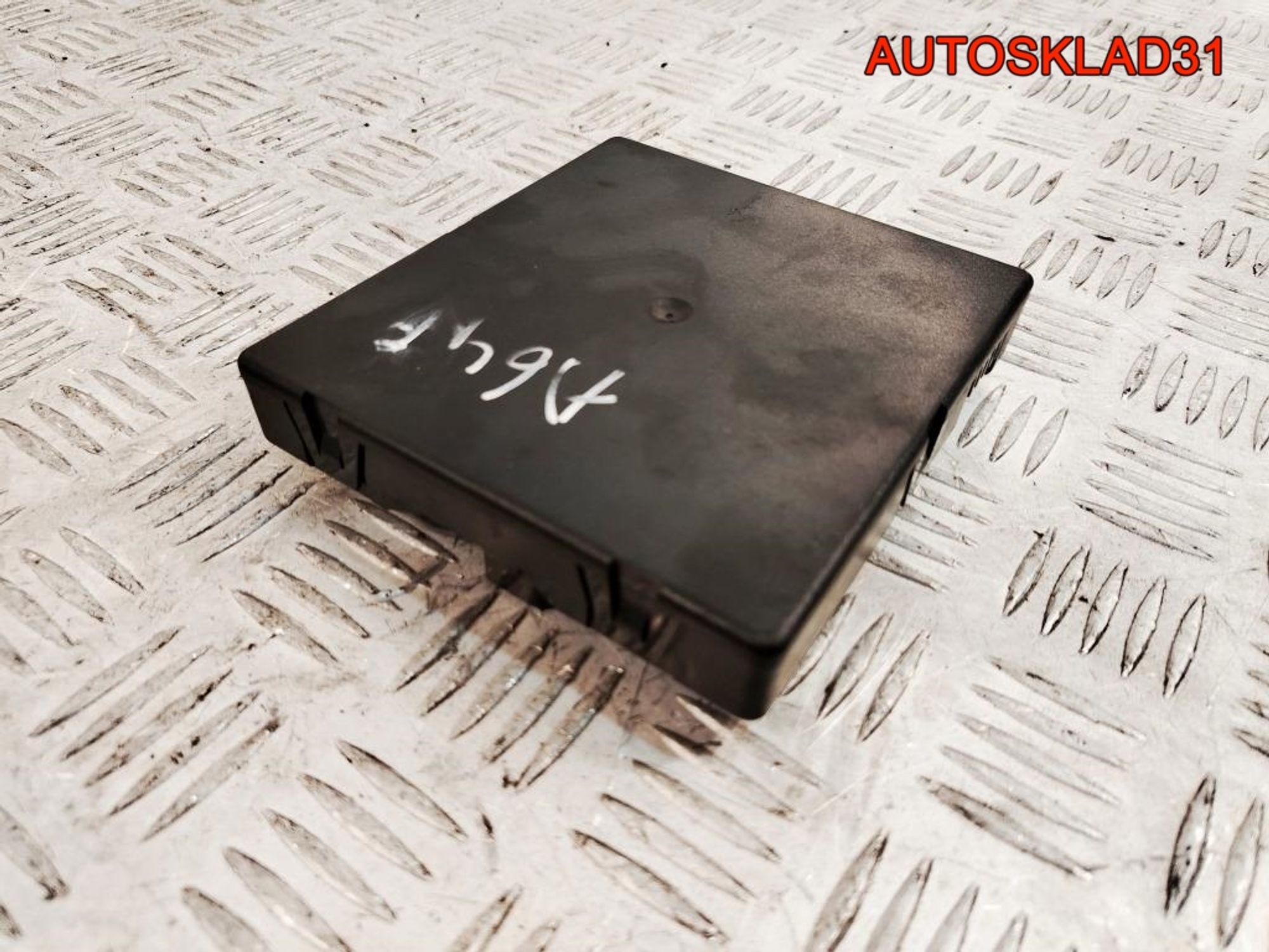 Блок комфорта Audi A6 C6 4F0907289G, 3000 рублей, Дубовое