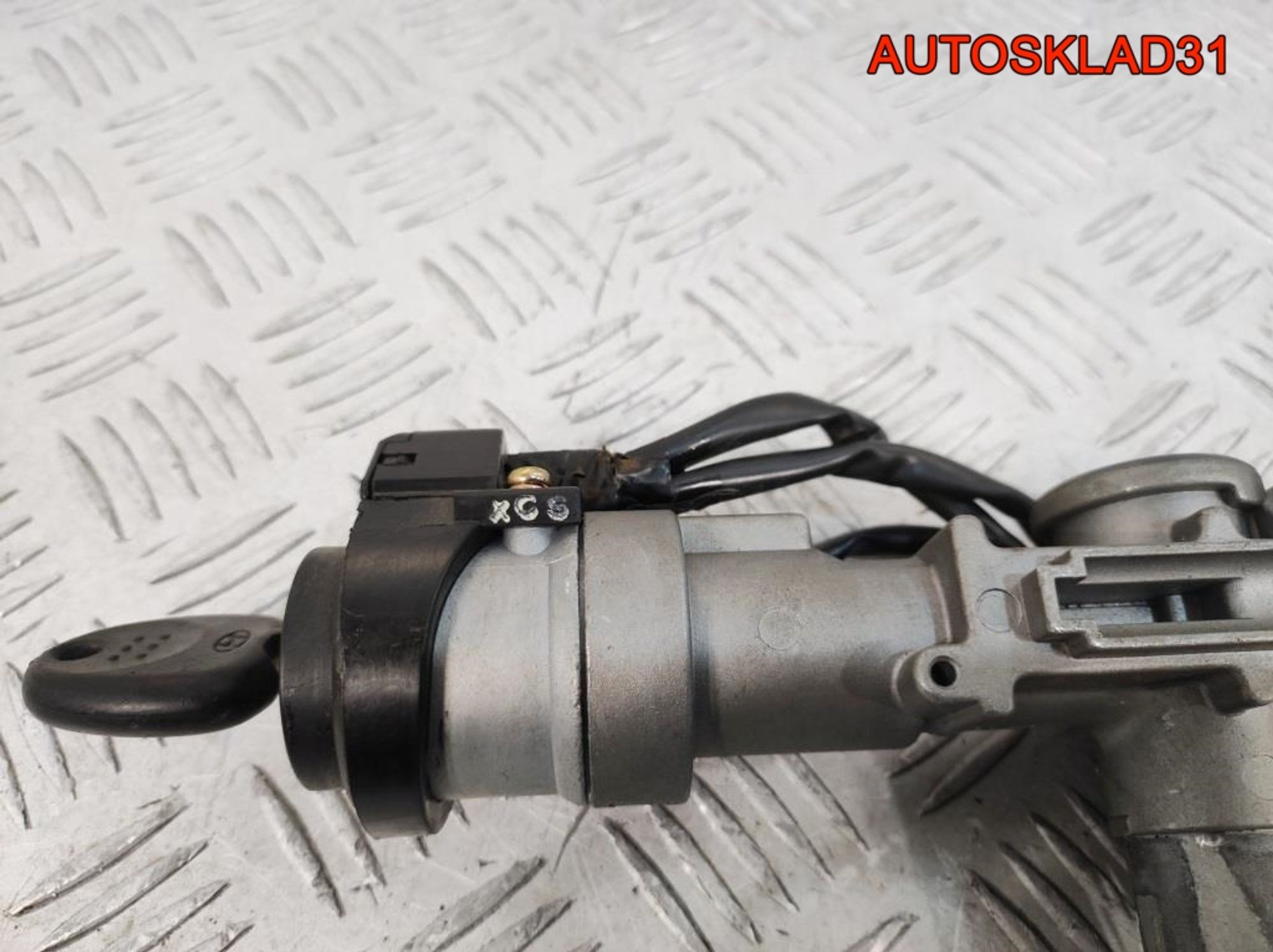 https://ycs.partsauto.market/partsauto-images/thmbs/userImages/edda01b21c13eaa6671738306aa09410/part/c7fda99b-1b61-462a-af0e-5597f486d461_1785765838023.jpg