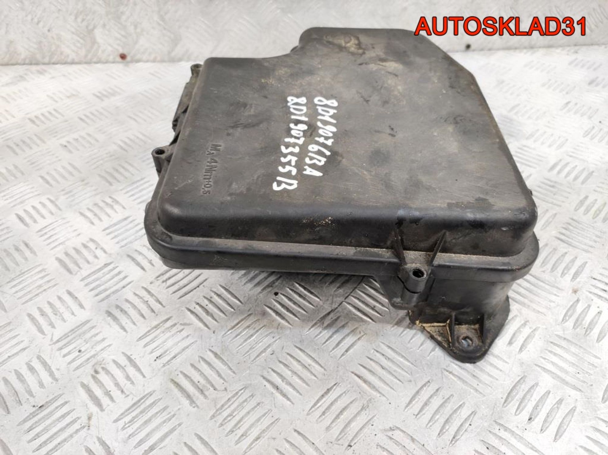 Корпус блока предохранителей Audi A6 C5 8D1907613A, 900 рублей, Дубовое