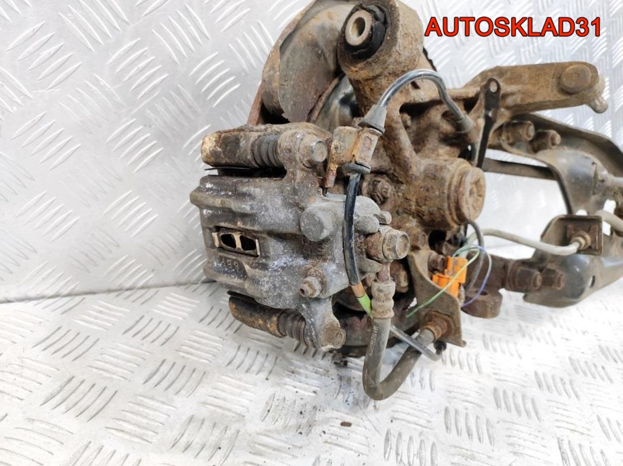 Кулак задний правый в сборе Honda Shuttle 2.3  F23A7, 6000 рублей, Дубовое