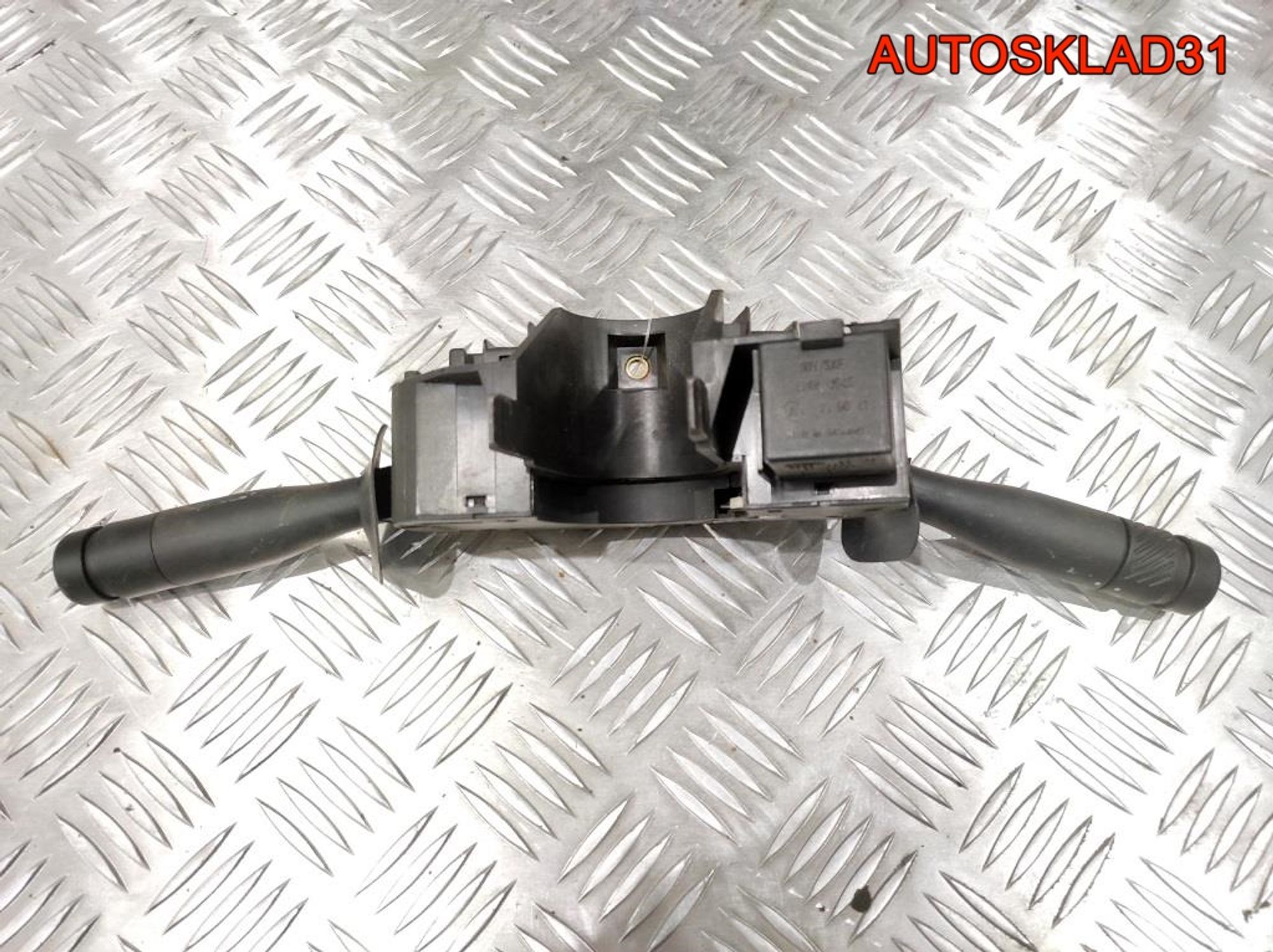 Переключатель подрулевой Ford Fiesta 3 90FG14K147B1A, 1000 рублей, Дубовое