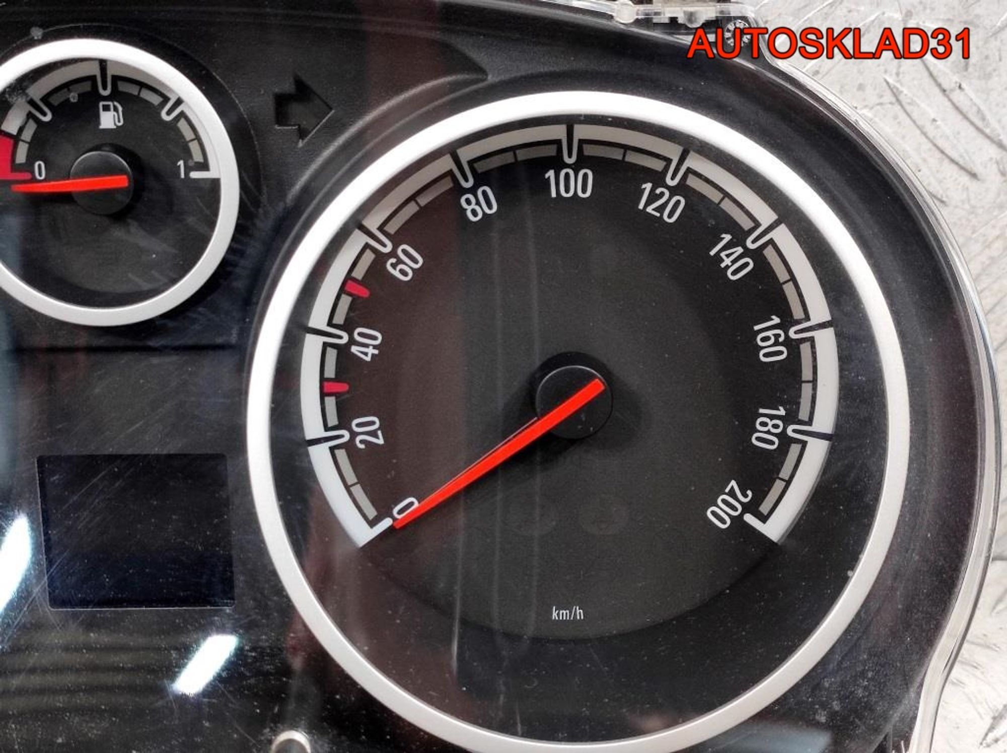 Панель приборов Opel Corsa D 13373006 Бензин, 3600 рублей, Дубовое