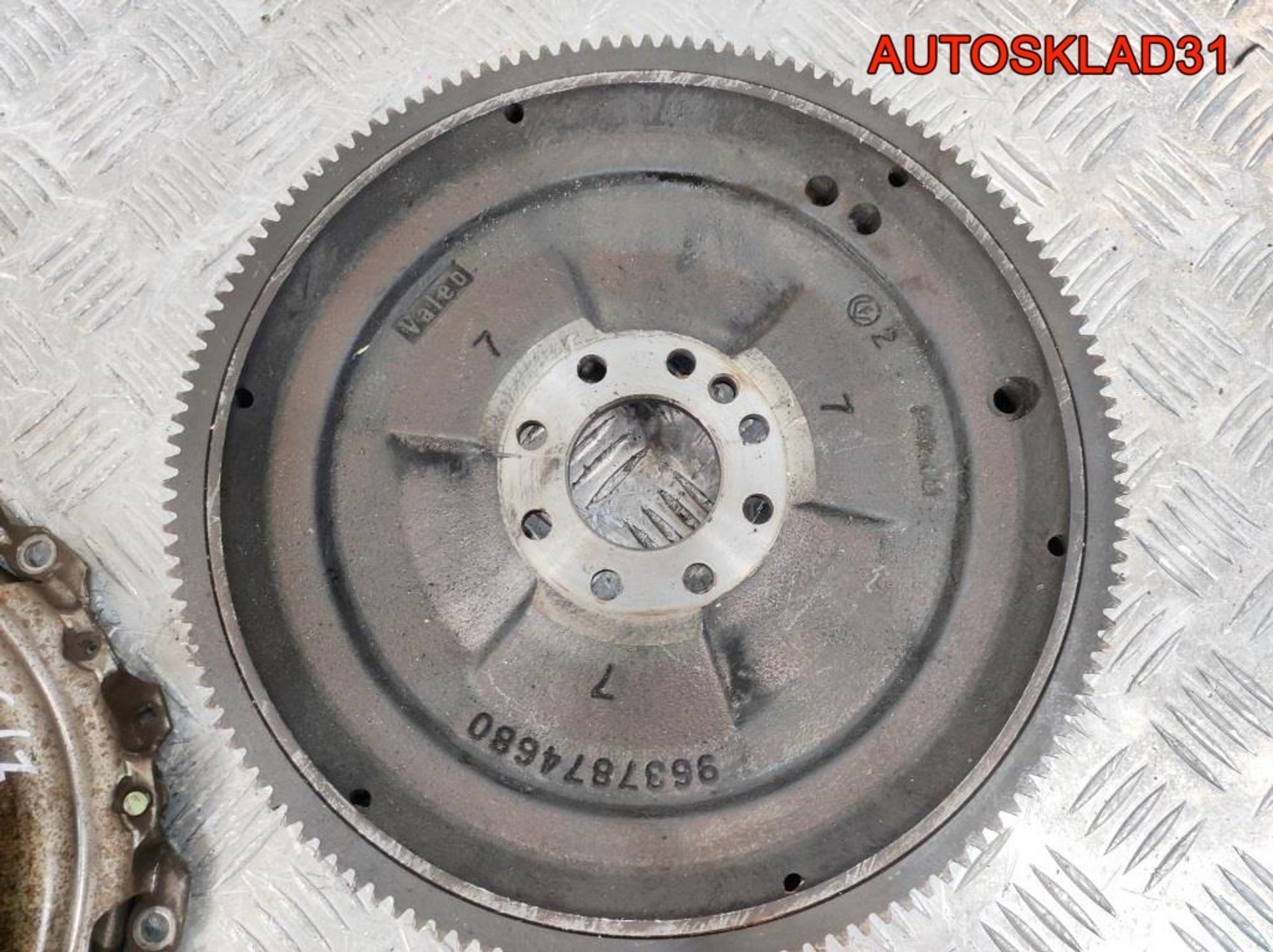 Комплект сцепления Citroen C5 1,8 EW7J4 9637874680, 3200 рублей, Дубовое