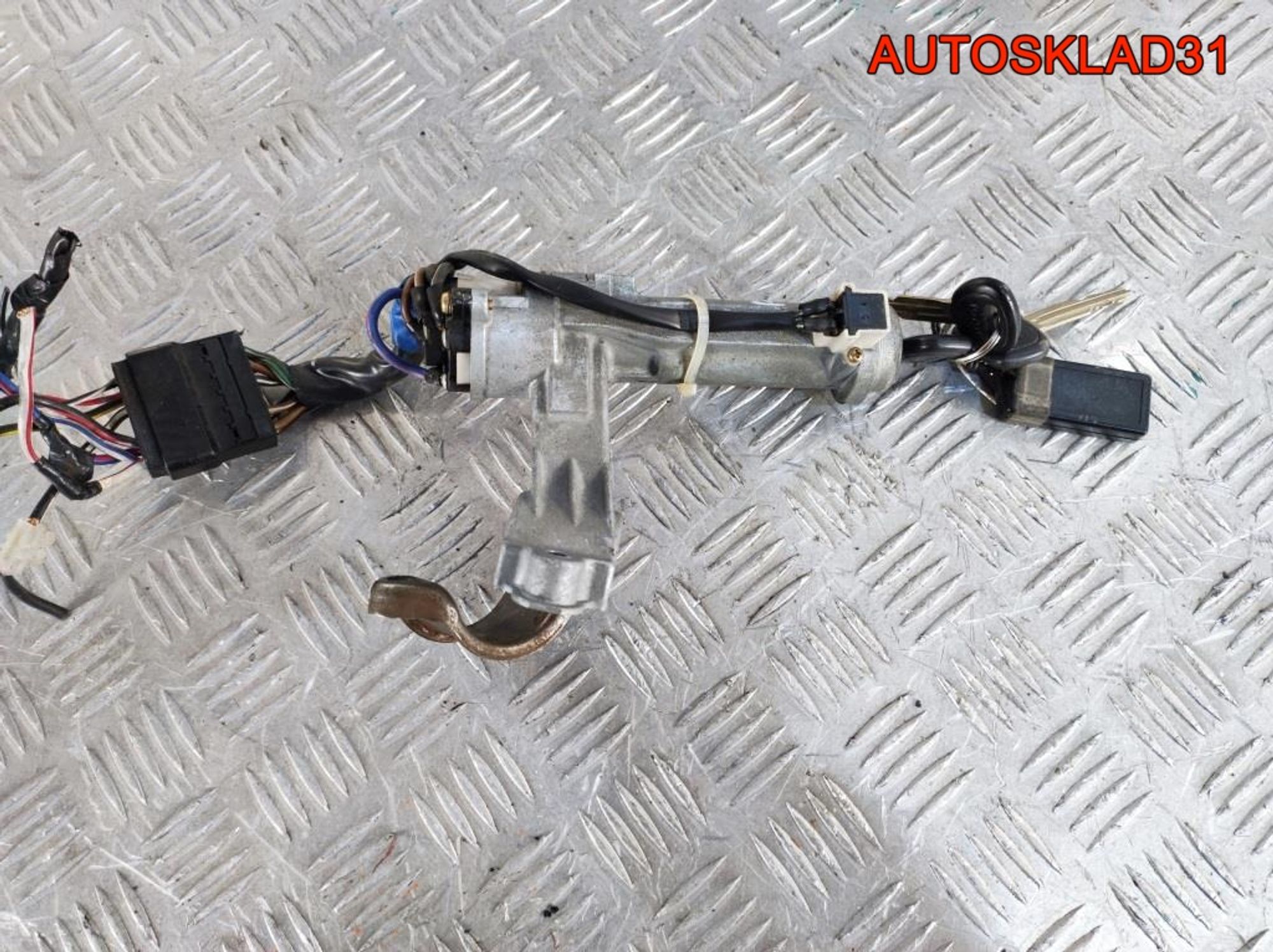 Замок зажигания Toyota Carina 2 45020143, 2900 рублей, Дубовое