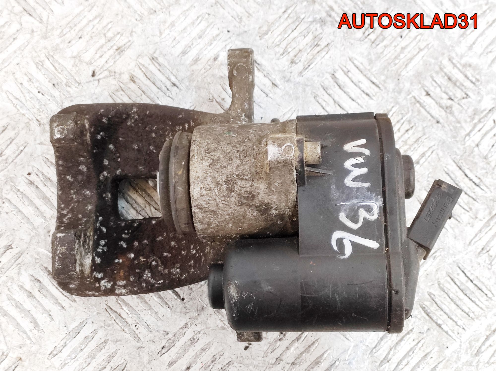 Суппорт тормозной задний правый VW Passat B6 3C0615404E, 7000 рублей, Дубовое