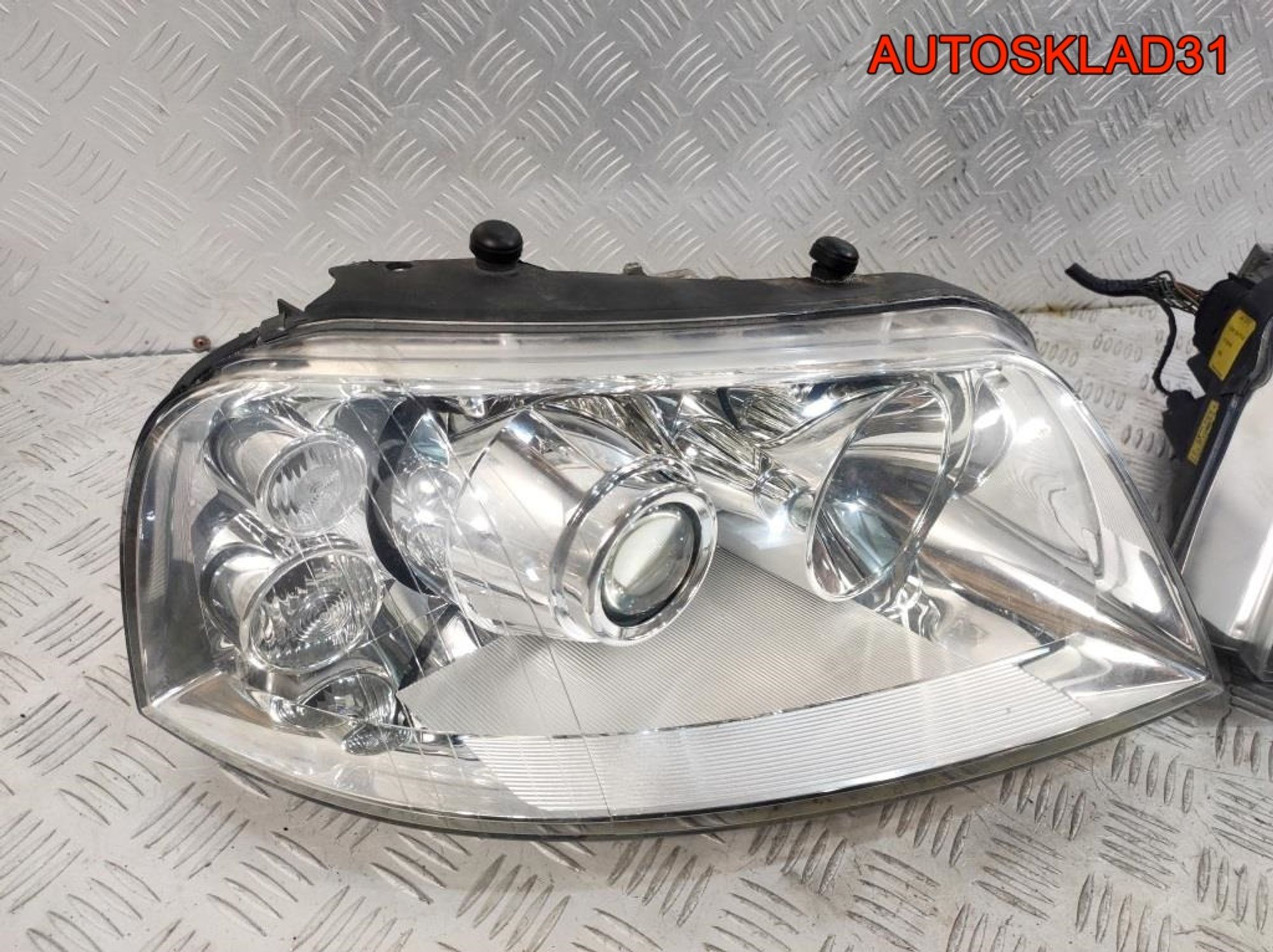 Фары Комплект Ксенон VW Sharan Рест 7M3941017, 60000 рублей, Дубовое