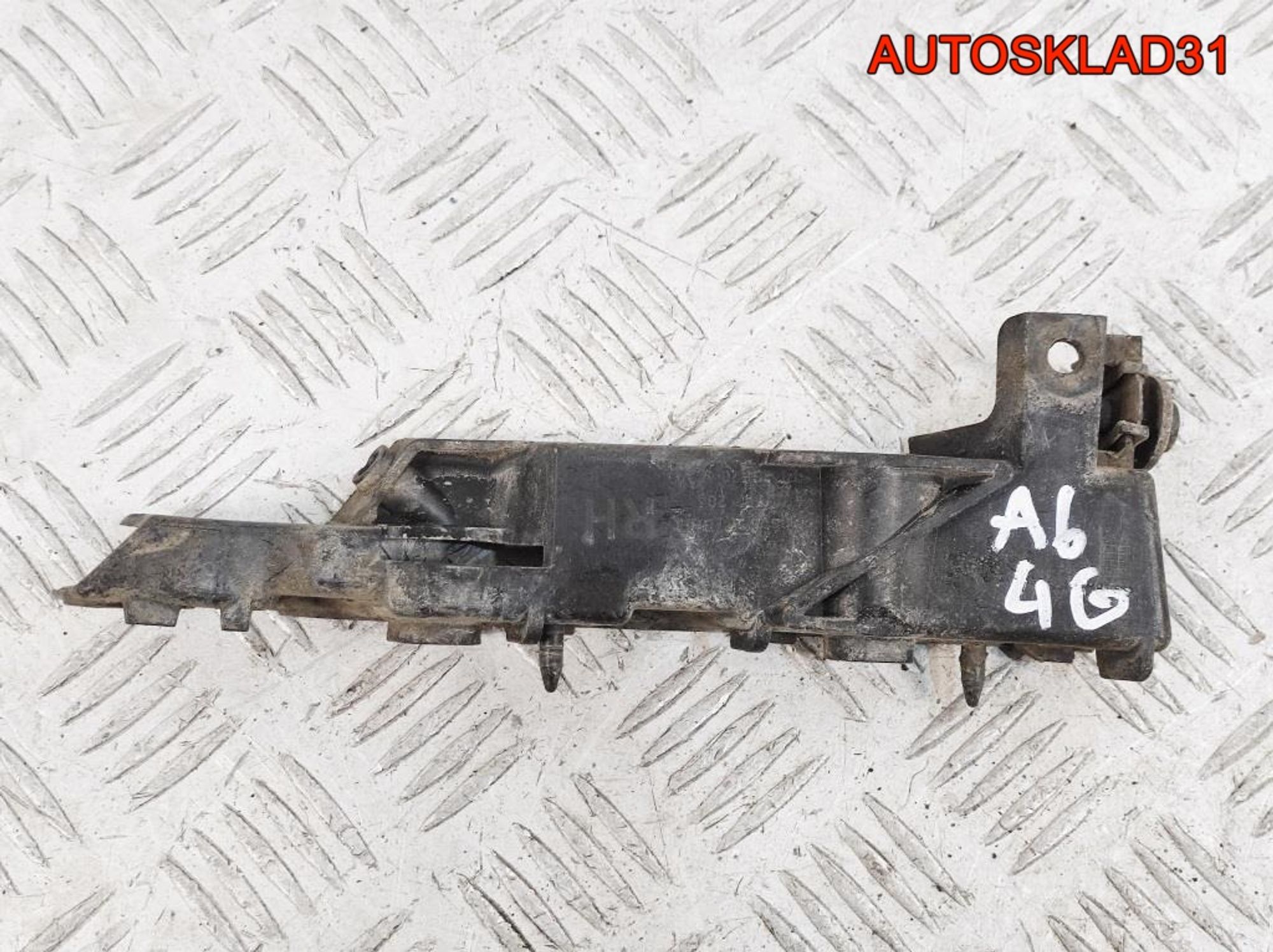 Крепление переднего бампера правое A6 C7 4G, 1500 рублей, Дубовое