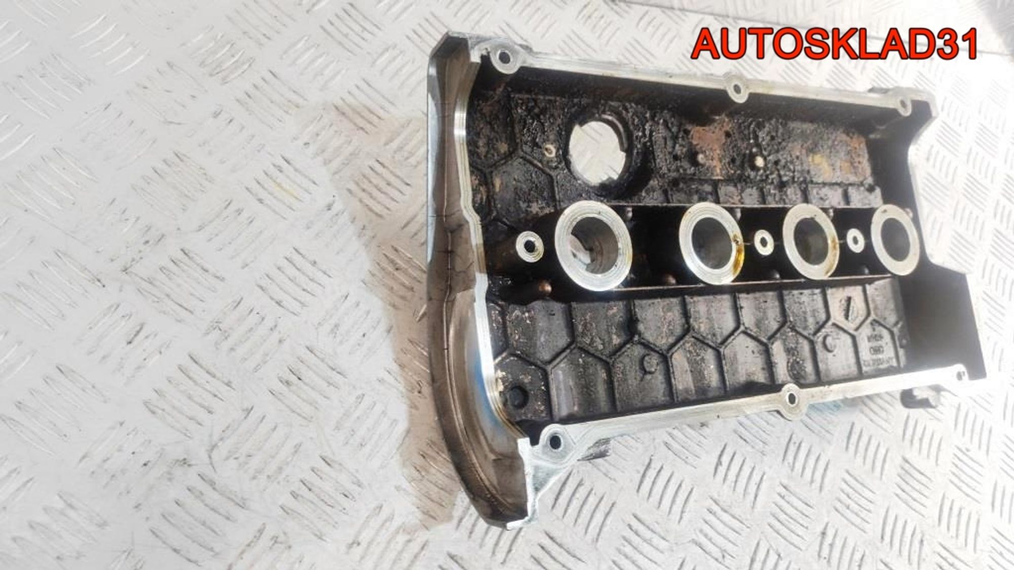 Крышка клапанная VW Passat B5 1,8 AWT 06B103469N, 2500 рублей, Дубовое