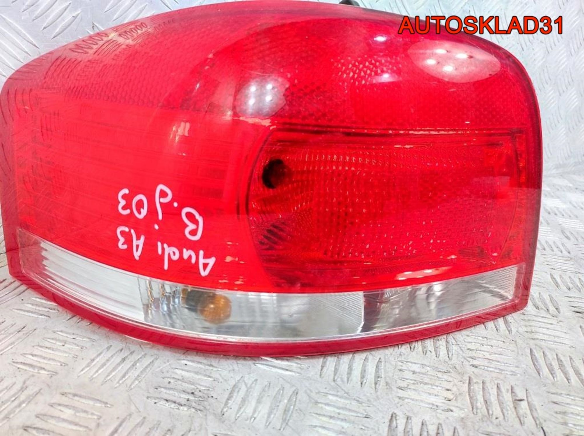 Фонарь задний левый Audi A3 8P1 8P0945095, 2900 рублей, Дубовое