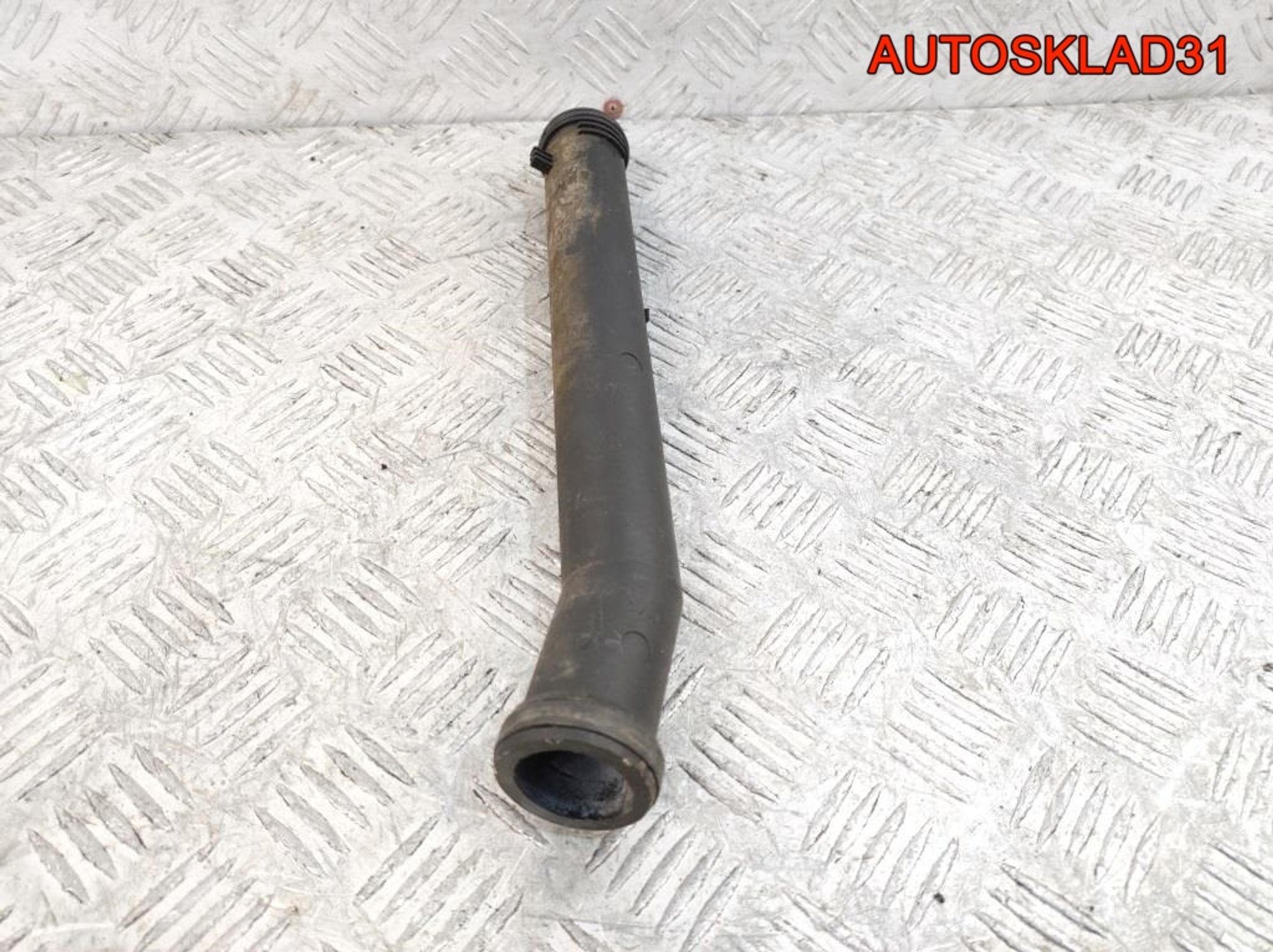 Трубка системы охлаждения VW Golf 4 1,4 Бензин 032121065D, 700 рублей, Дубовое