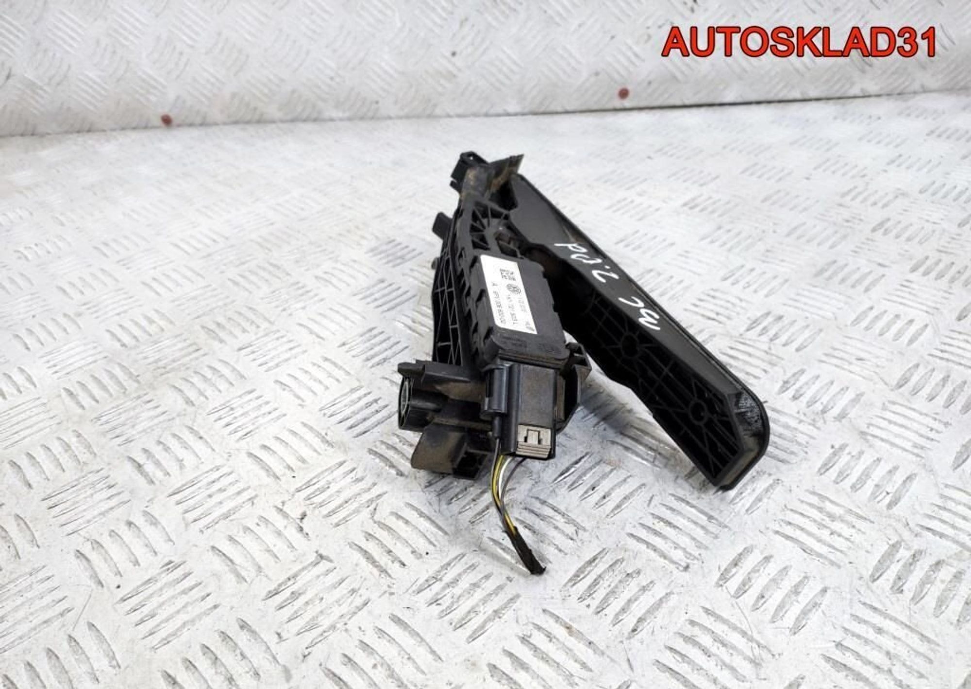 Педаль газа Volkswagen Passat B6 2,0 BMP 1K1721503L, 2500 рублей, Дубовое