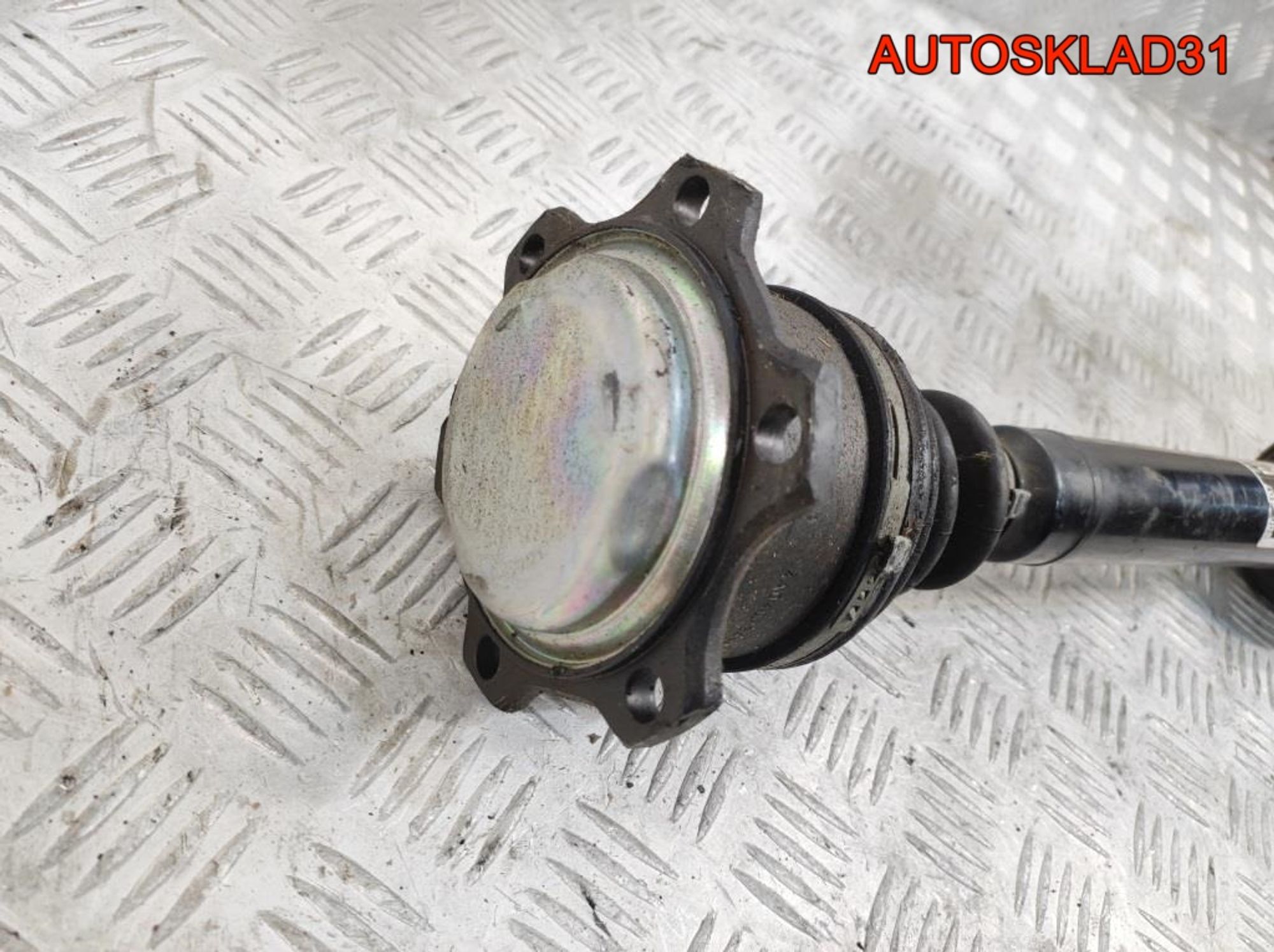 Полуось передняя левая АКПП VW Passat B5 8D0407271BE, 4100 рублей, Дубовое