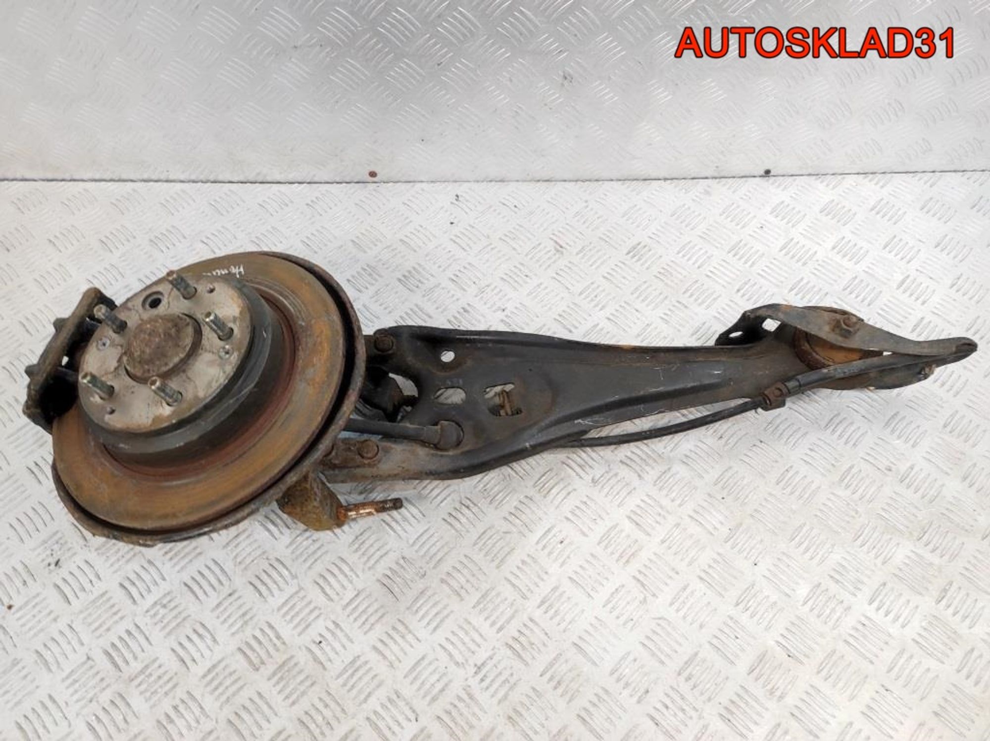 Кулак задний правый в сборе Honda Shuttle 2.3  F23A7, 6000 рублей, Дубовое